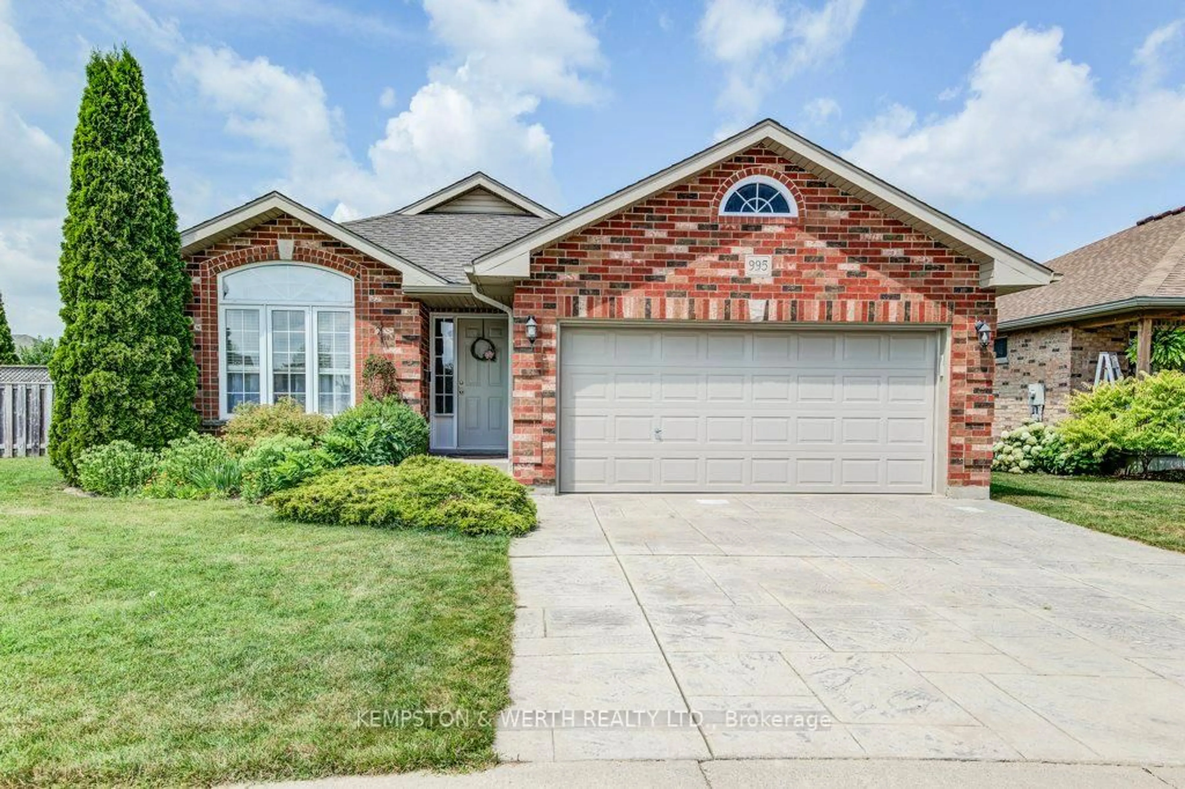 Home with brick exterior material, street for 995 Boyd Ave, North Perth Ontario N4W 3V8