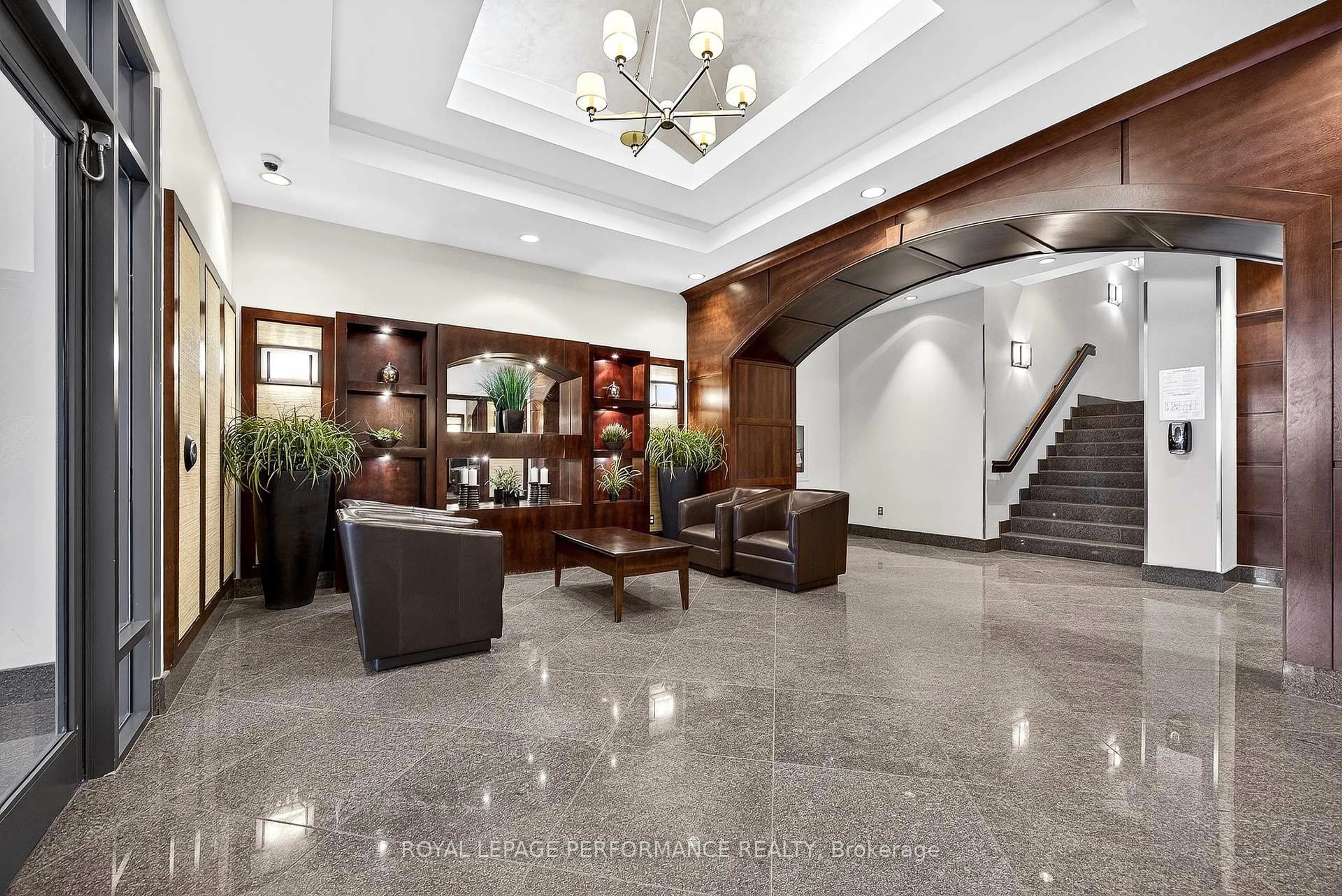 Lobby for 200 Besserer St #103, Ottawa Ontario K1N 0A7