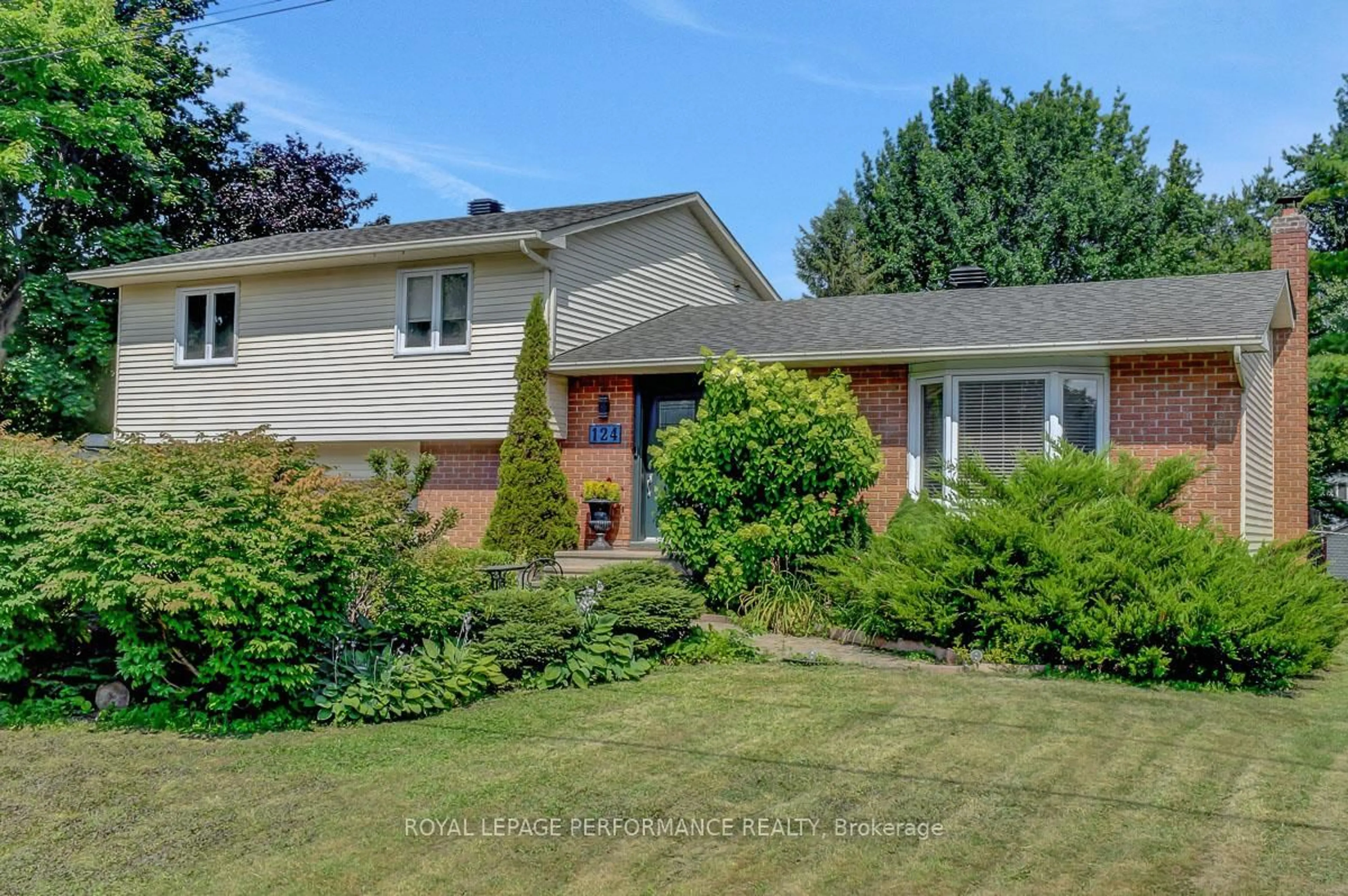 Home with brick exterior material, street for 124 Des Pins St, Russell Ontario K4R 1C5