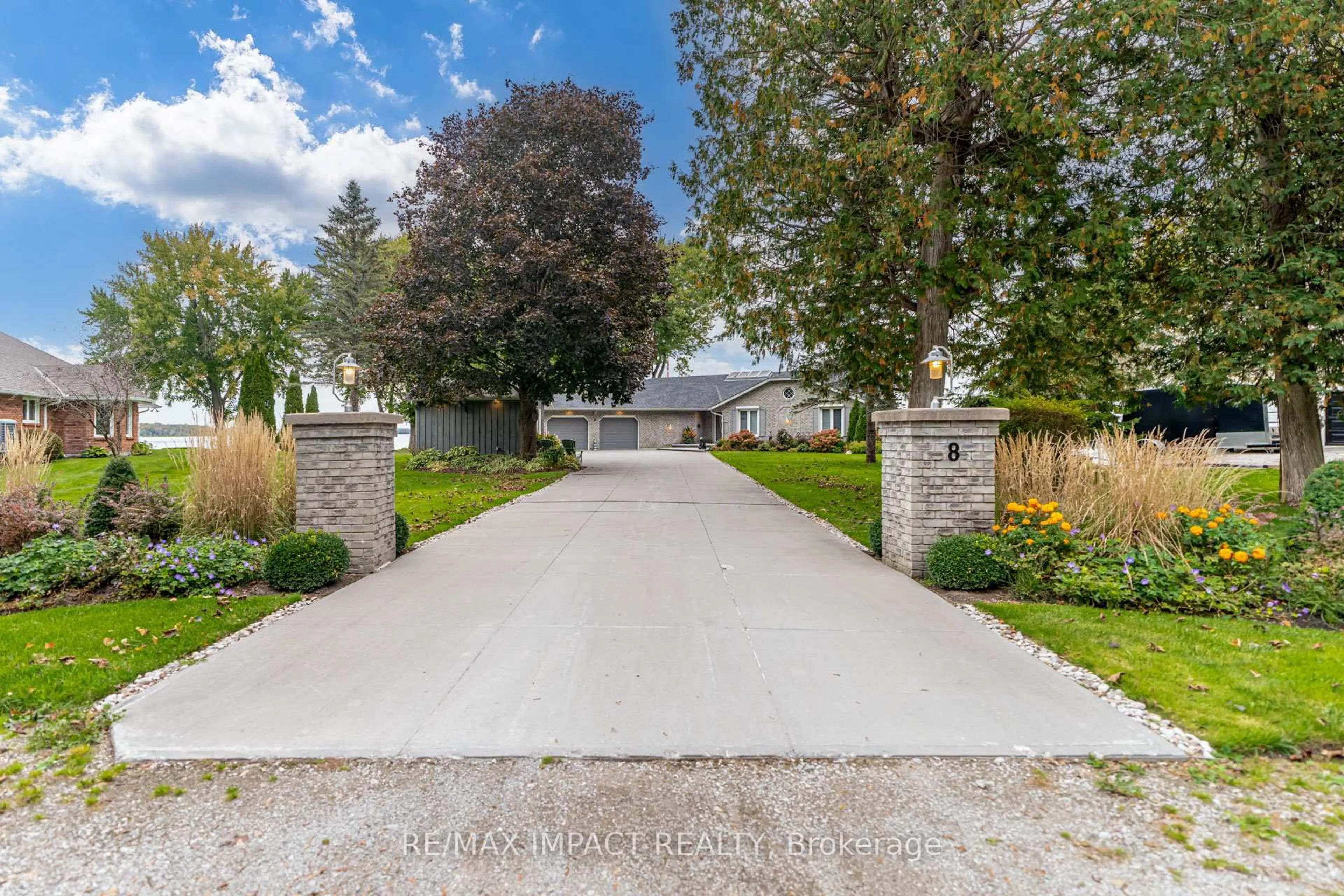 A pic from outside/outdoor area/front of a property/back of a property/a pic from drone, street for 8 Sylvan Crt, Kawartha Lakes Ontario K0M 1A0