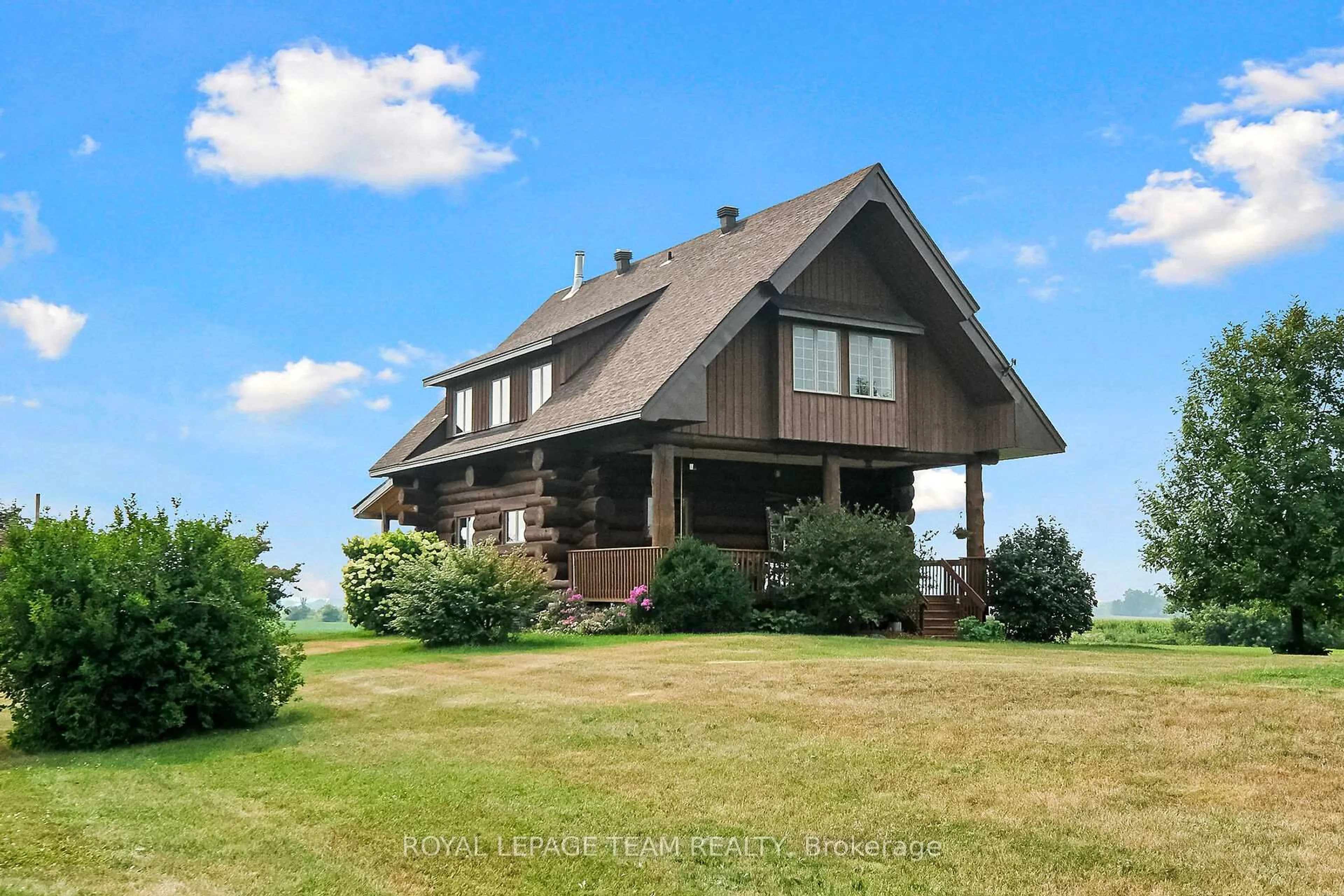 A pic from outside/outdoor area/front of a property/back of a property/a pic from drone, water/lake/river/ocean view for 5410 Rockdale Rd, Vars Ontario K0A 3H0