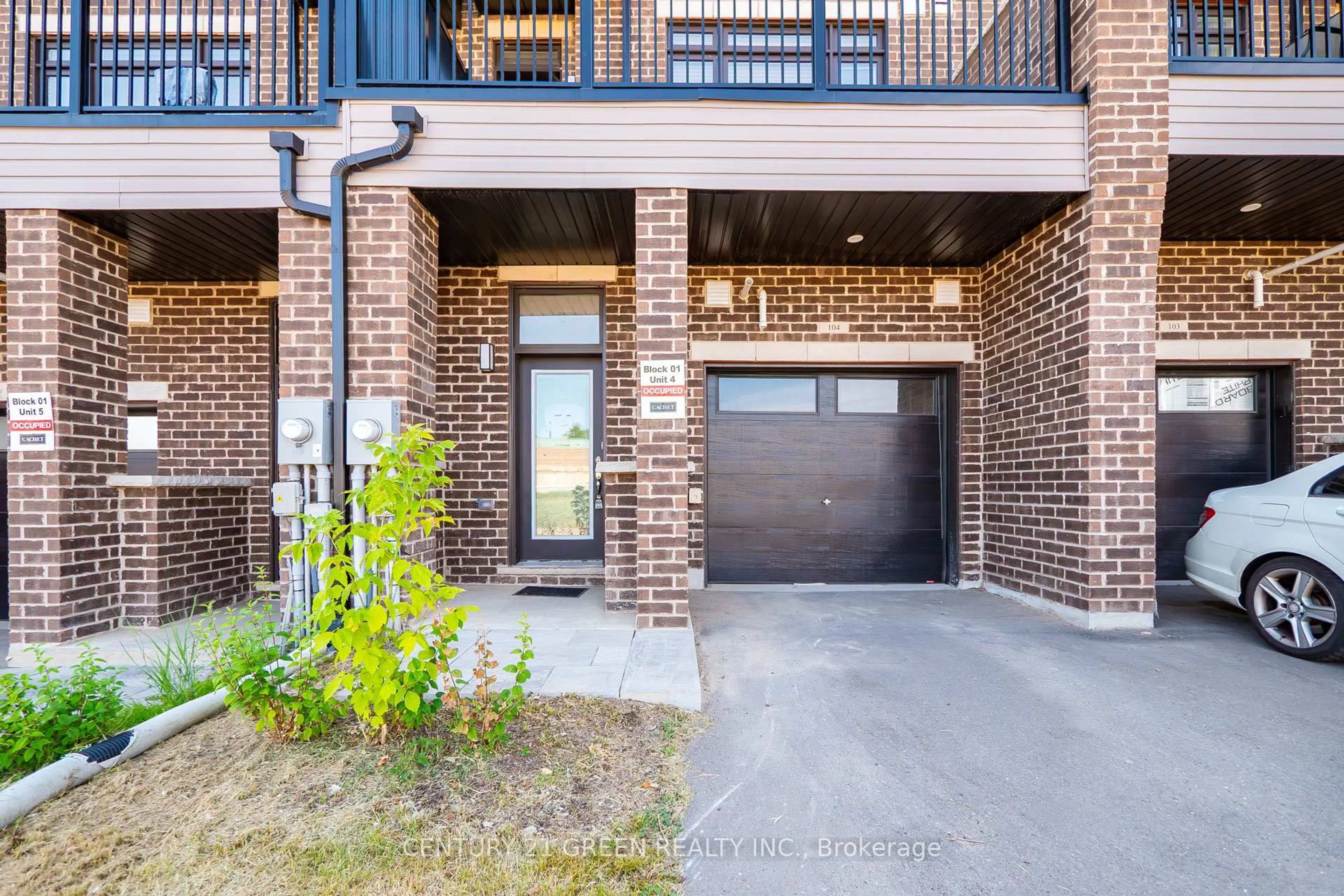 Home with brick exterior material, street for 585 Colborne St #104, Brantford Ontario N3S 0K4