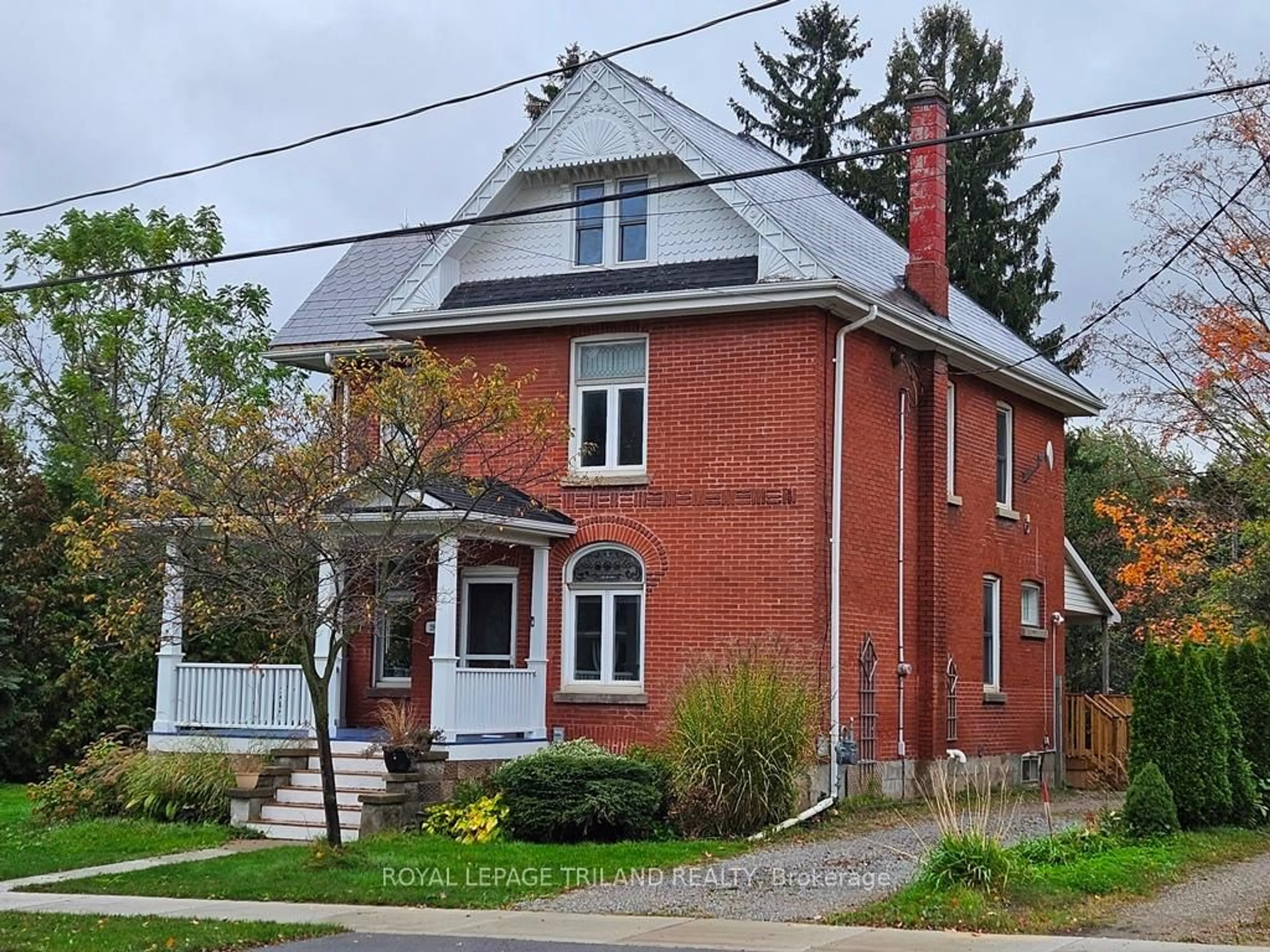 Home with brick exterior material, street for 286 King St, Thames Centre Ontario N0M 2P0