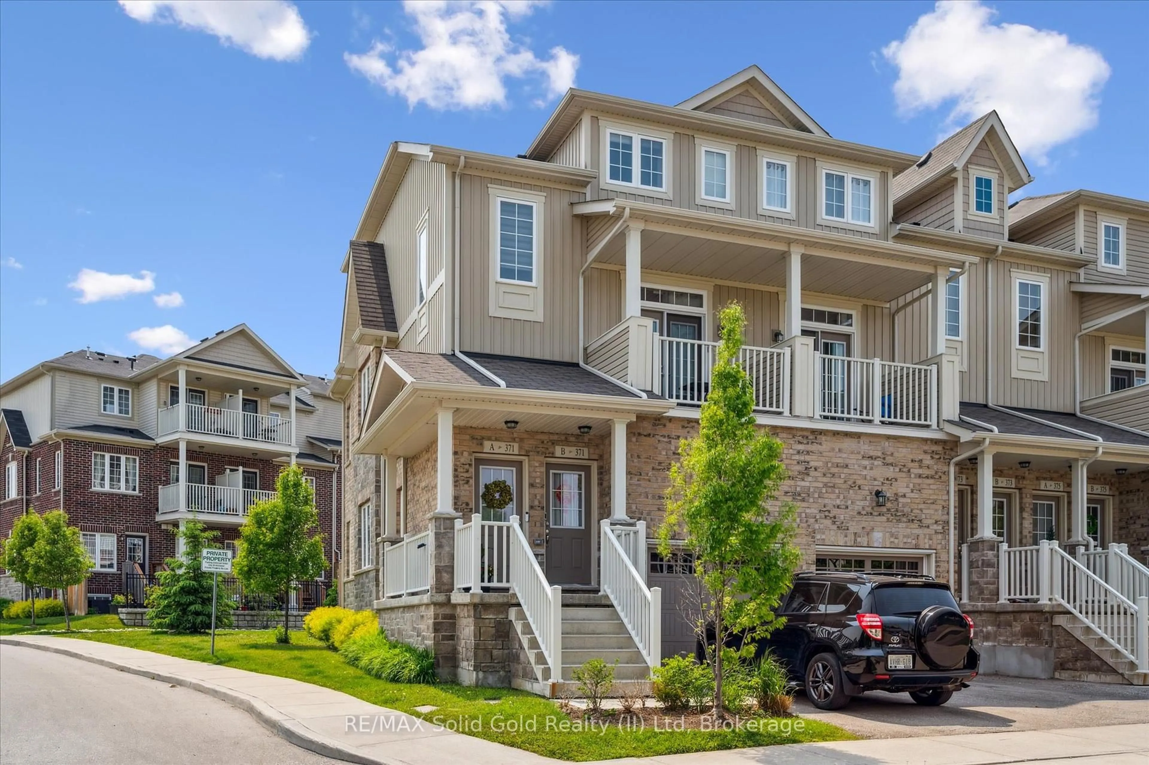 Unknown for 371A WESTWOOD Dr, Kitchener Ontario N2M 0B5