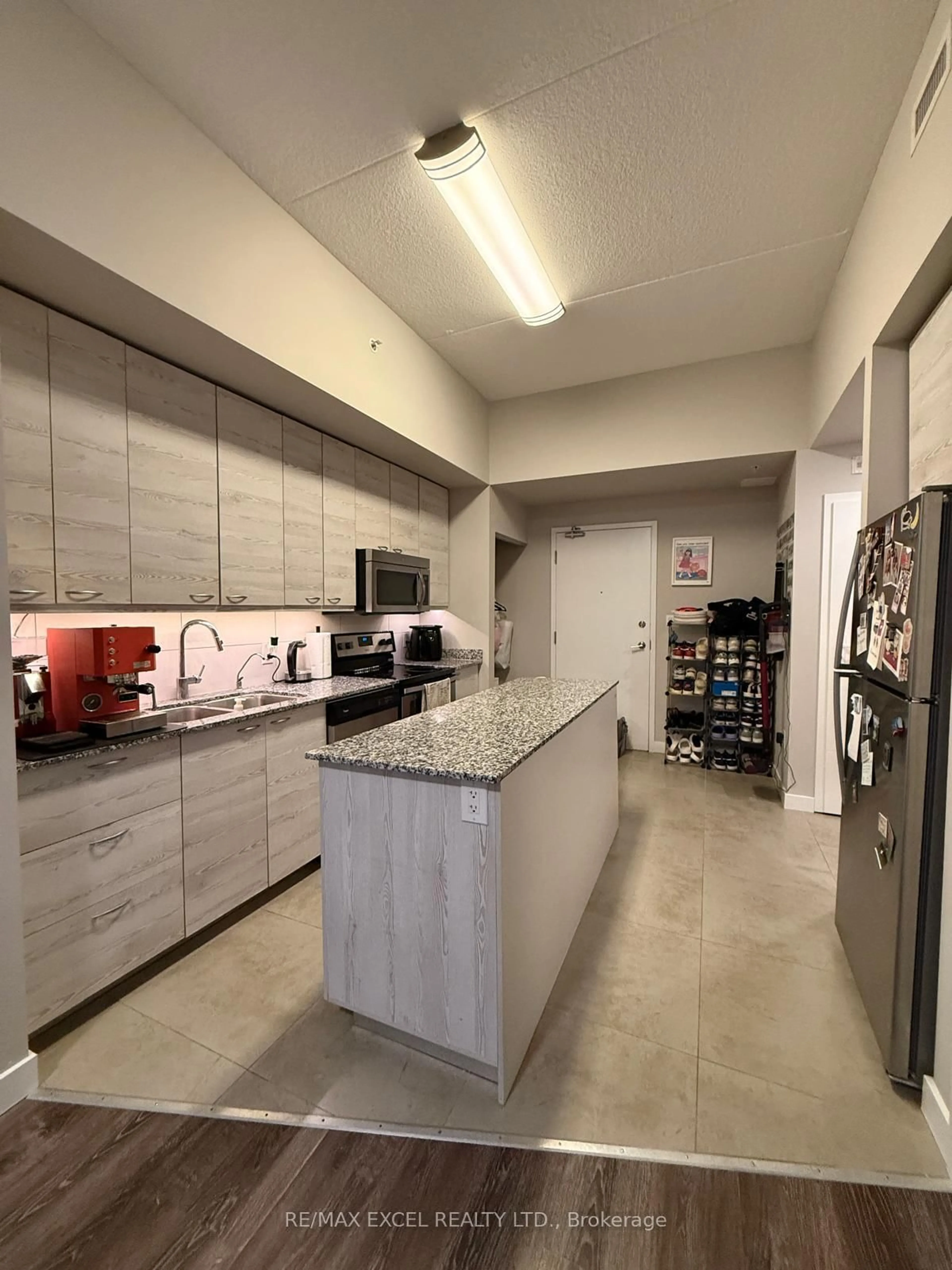 Unknown for 280 Lester St #821, Waterloo Ontario N2L 3W5