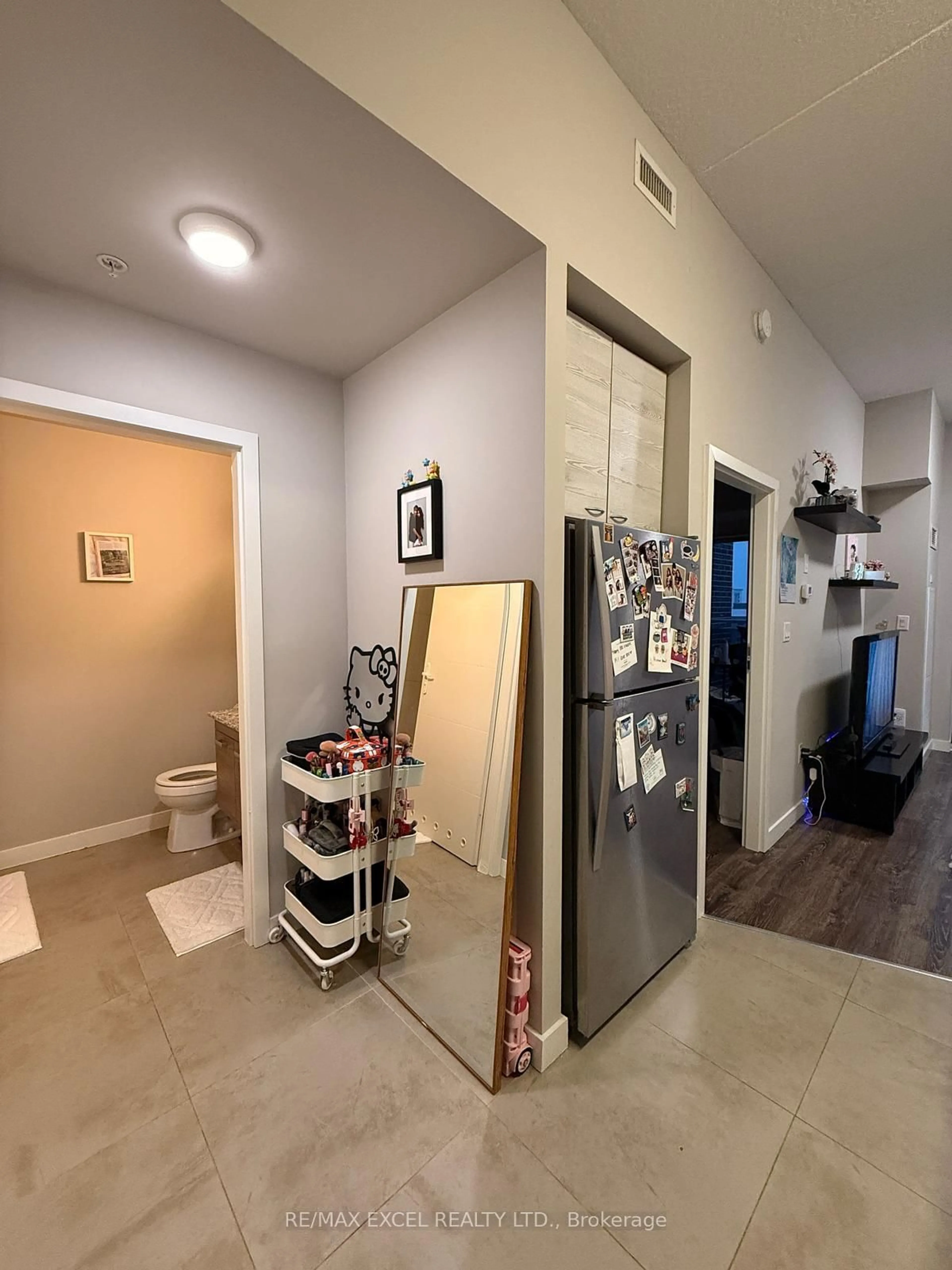 Unknown for 280 Lester St #821, Waterloo Ontario N2L 3W5