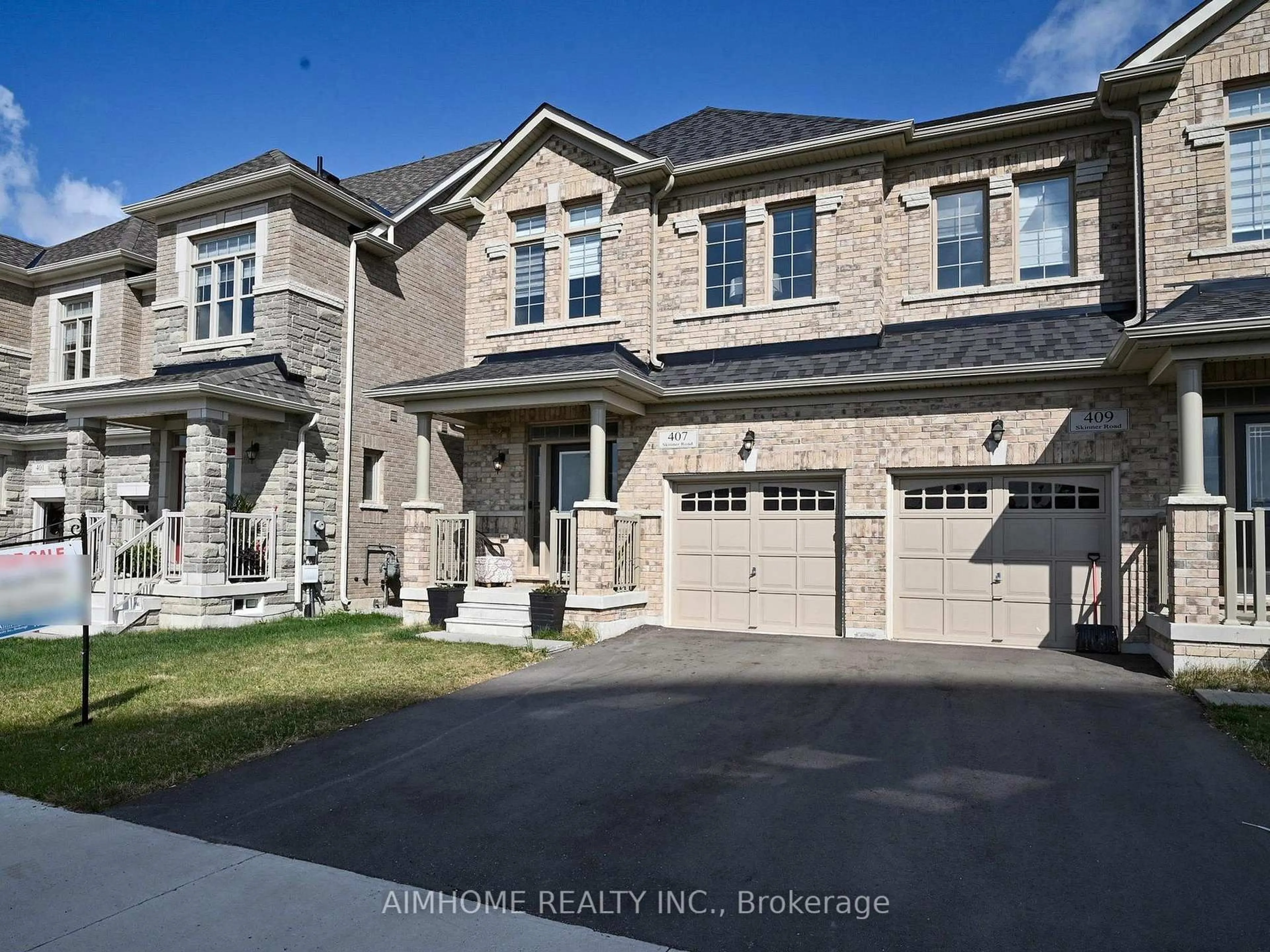 Home with brick exterior material, street for 407 Skinner Rd, Hamilton Ontario L8B 1Z7