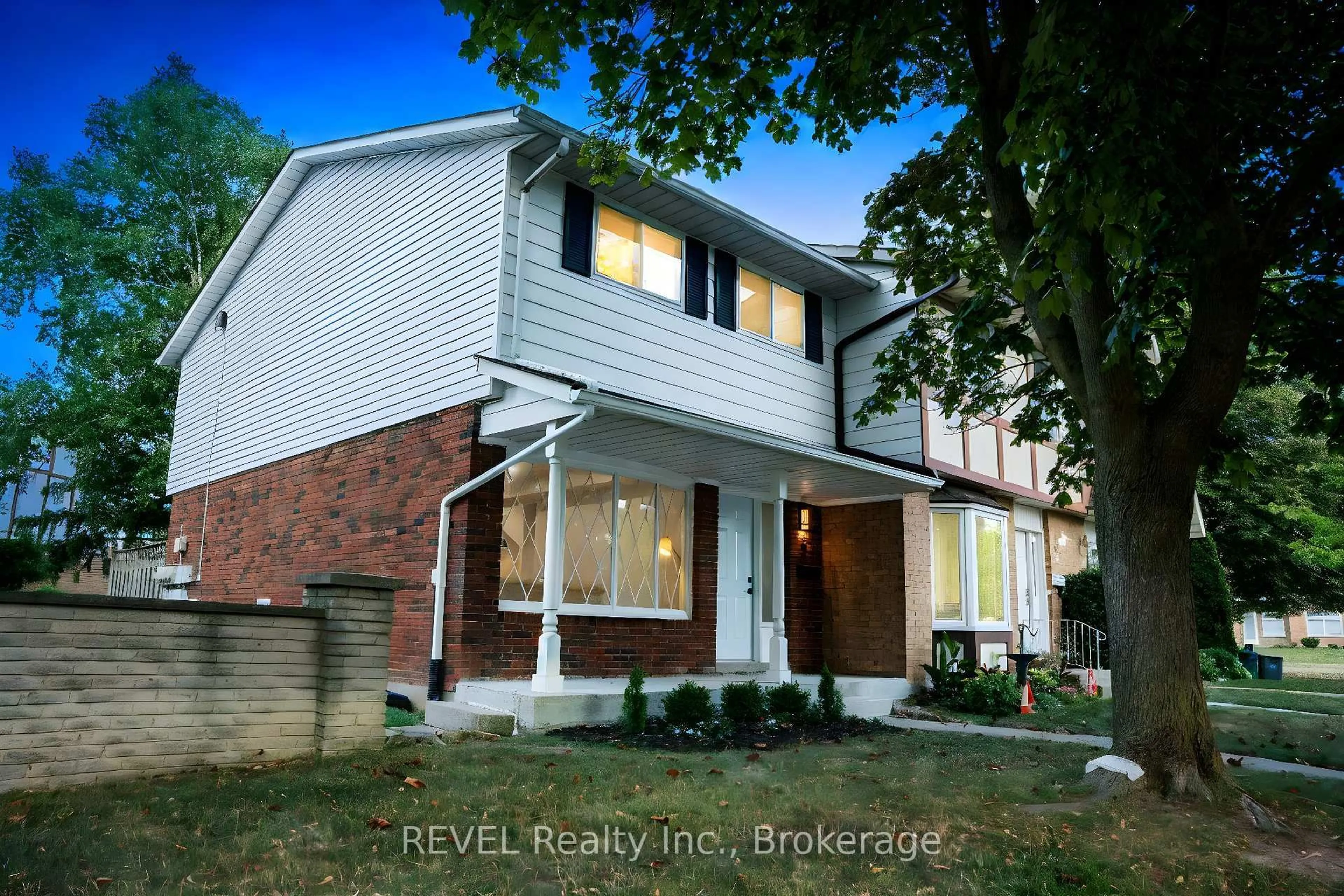 Home with brick exterior material, street for 5787 Swayze Dr #3, Niagara Falls Ontario L2J 3W3