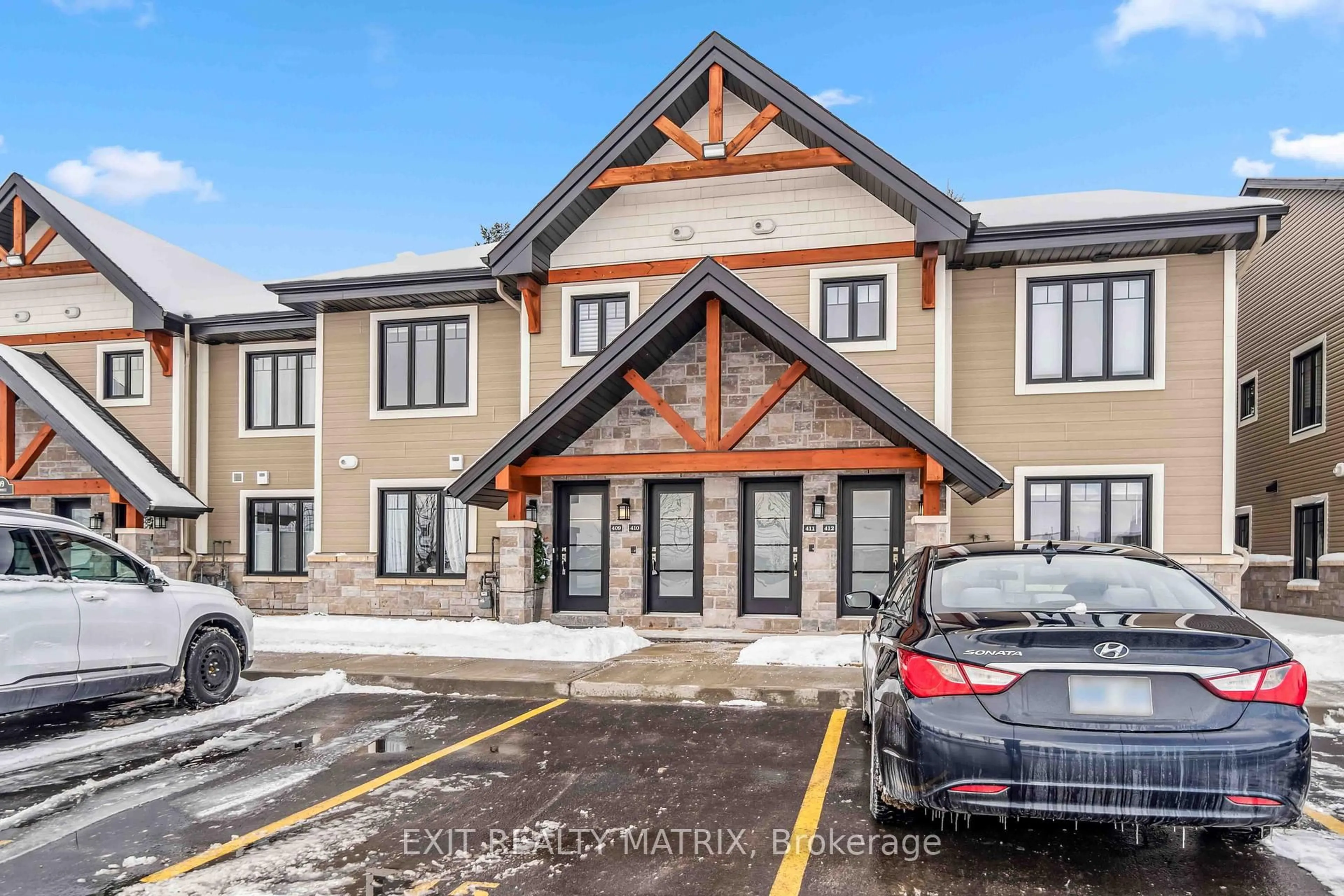 Unknown for 99 St Moritz Tr #410, Russell Ontario K0A 1W0