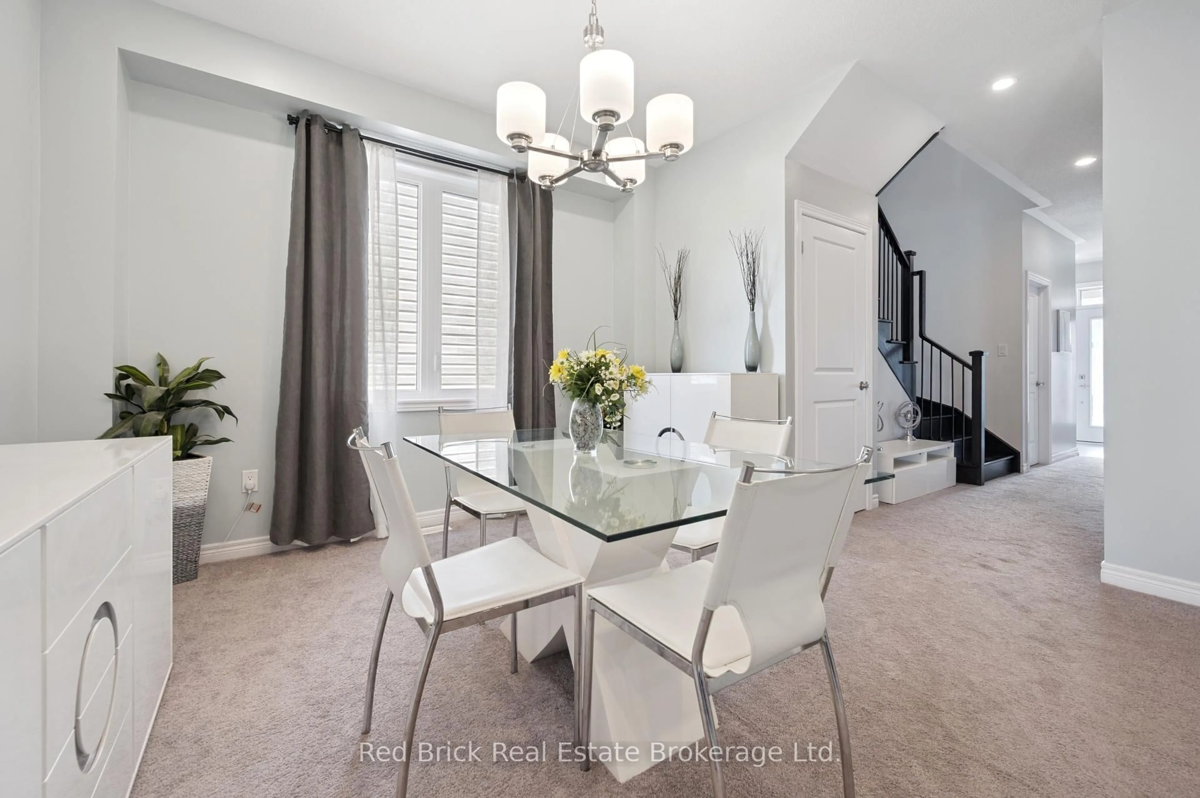 Dining room, unknown for 71 Harpin Way, Centre Wellington Ontario N1M 0H8