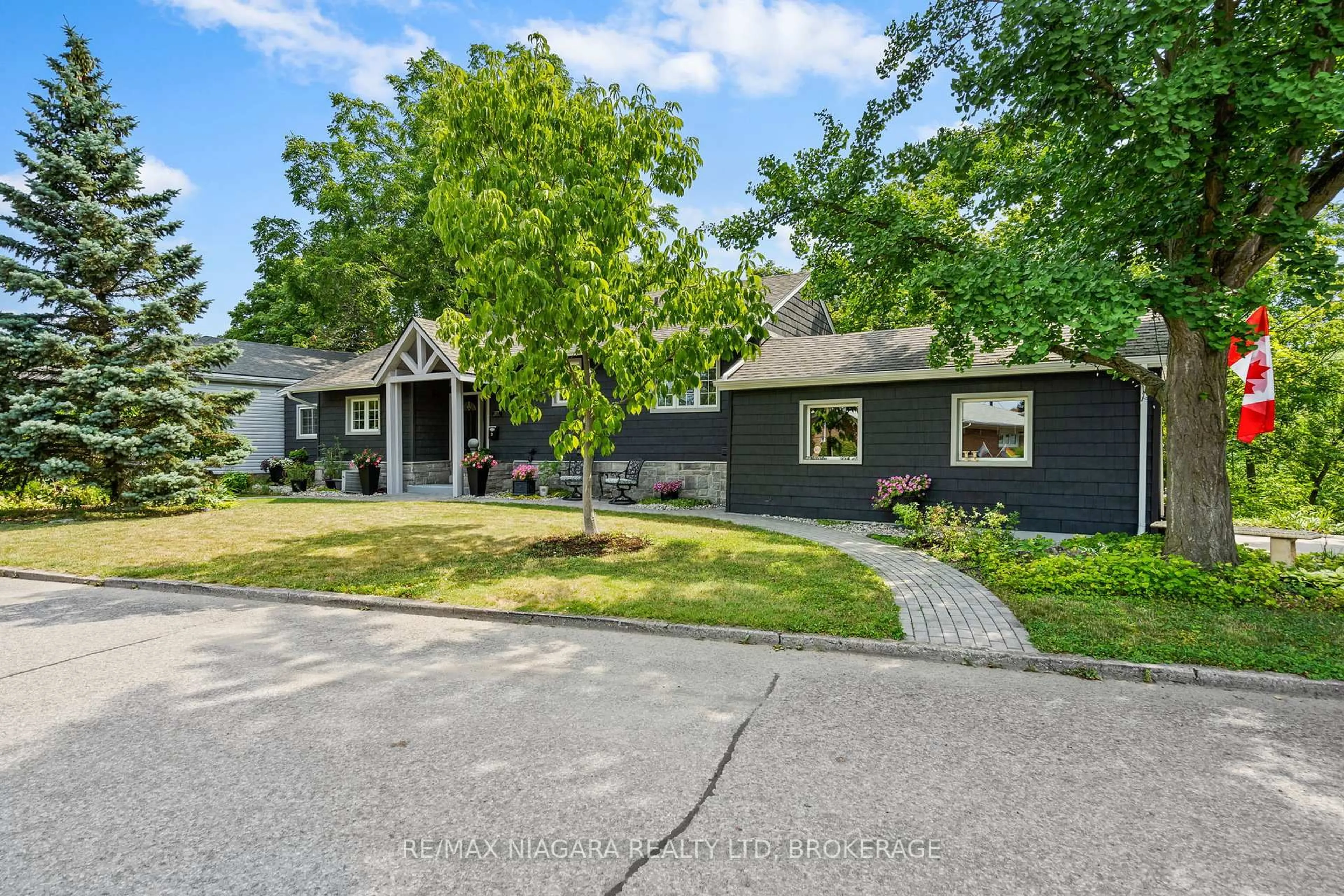 Unknown for 177 Highland Ave, St. Catharines Ontario L2R 4J9