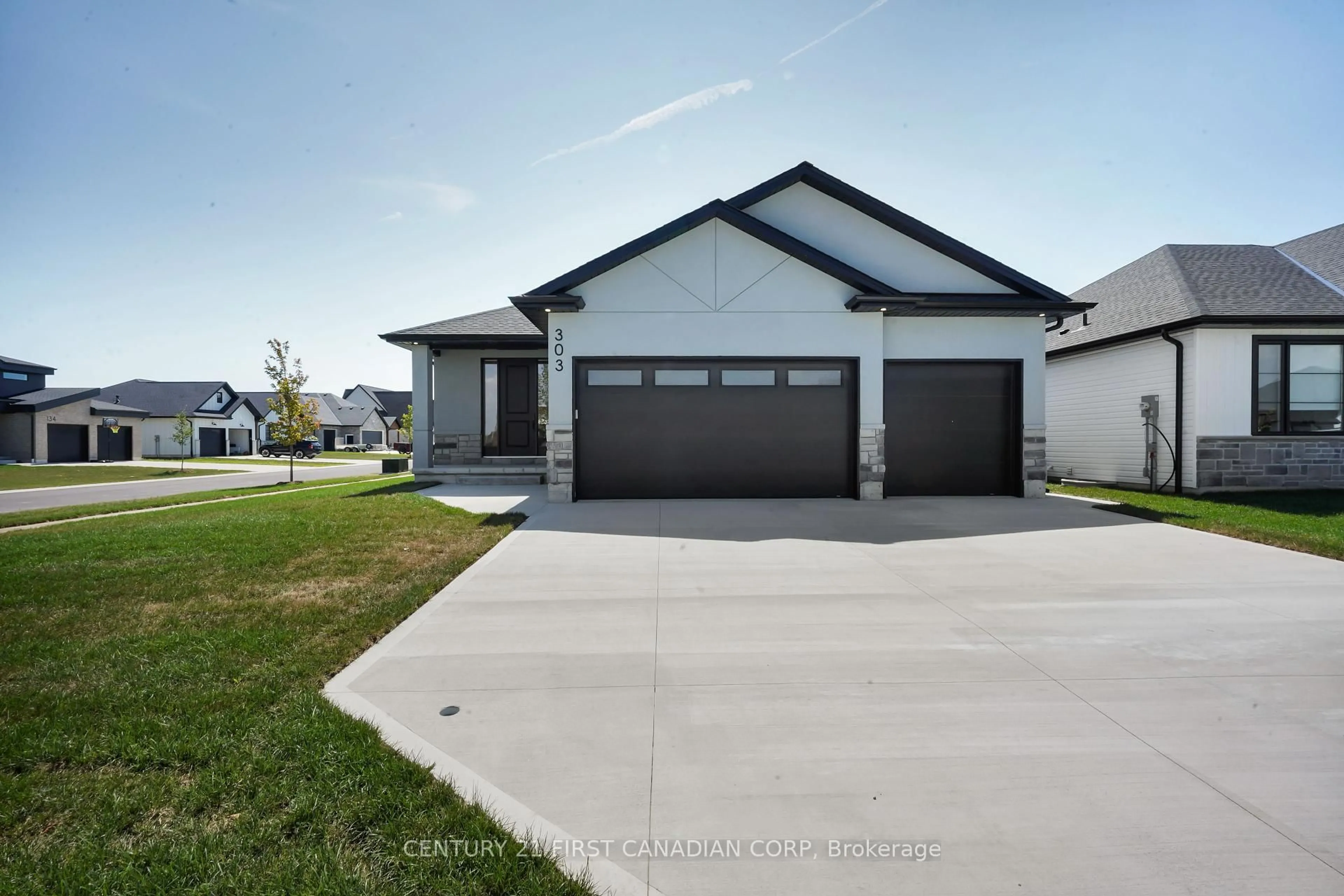 Home with vinyl exterior material, street for 303 Nancy St, Dutton/Dunwich Ontario N0L 1J0