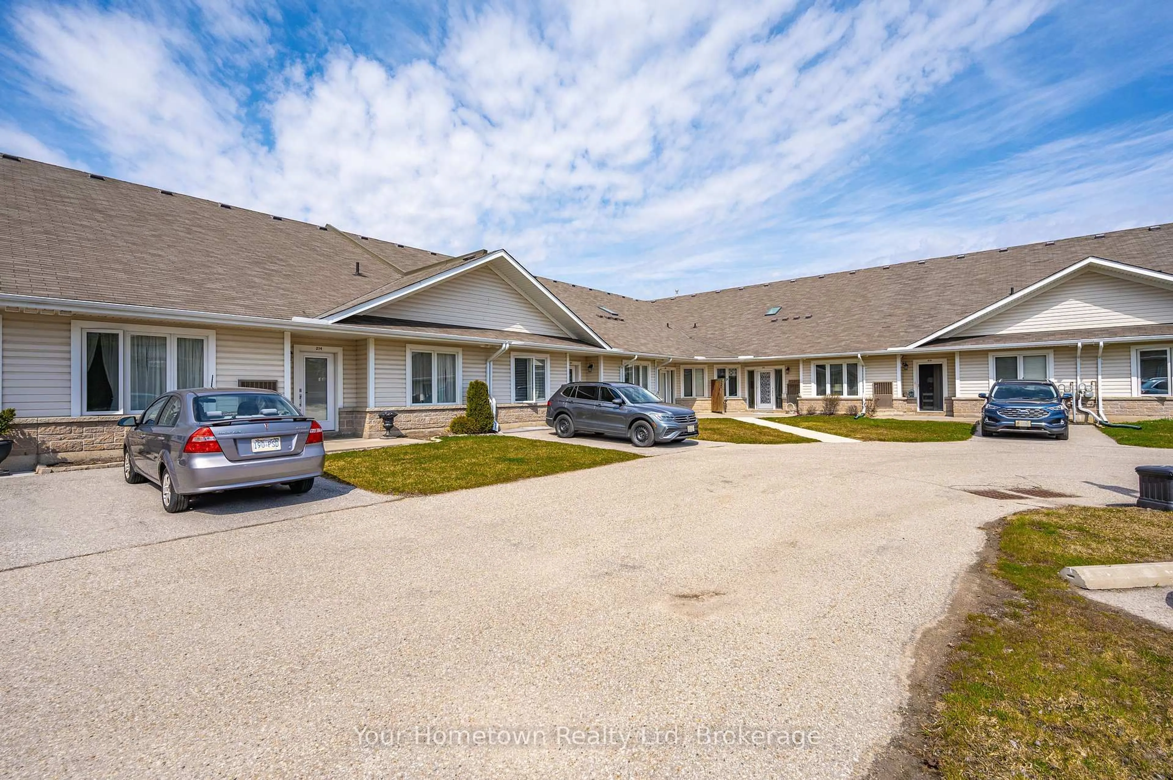 Unknown for 760 Woodhill Dr #212, Centre Wellington Ontario N1M 3W5