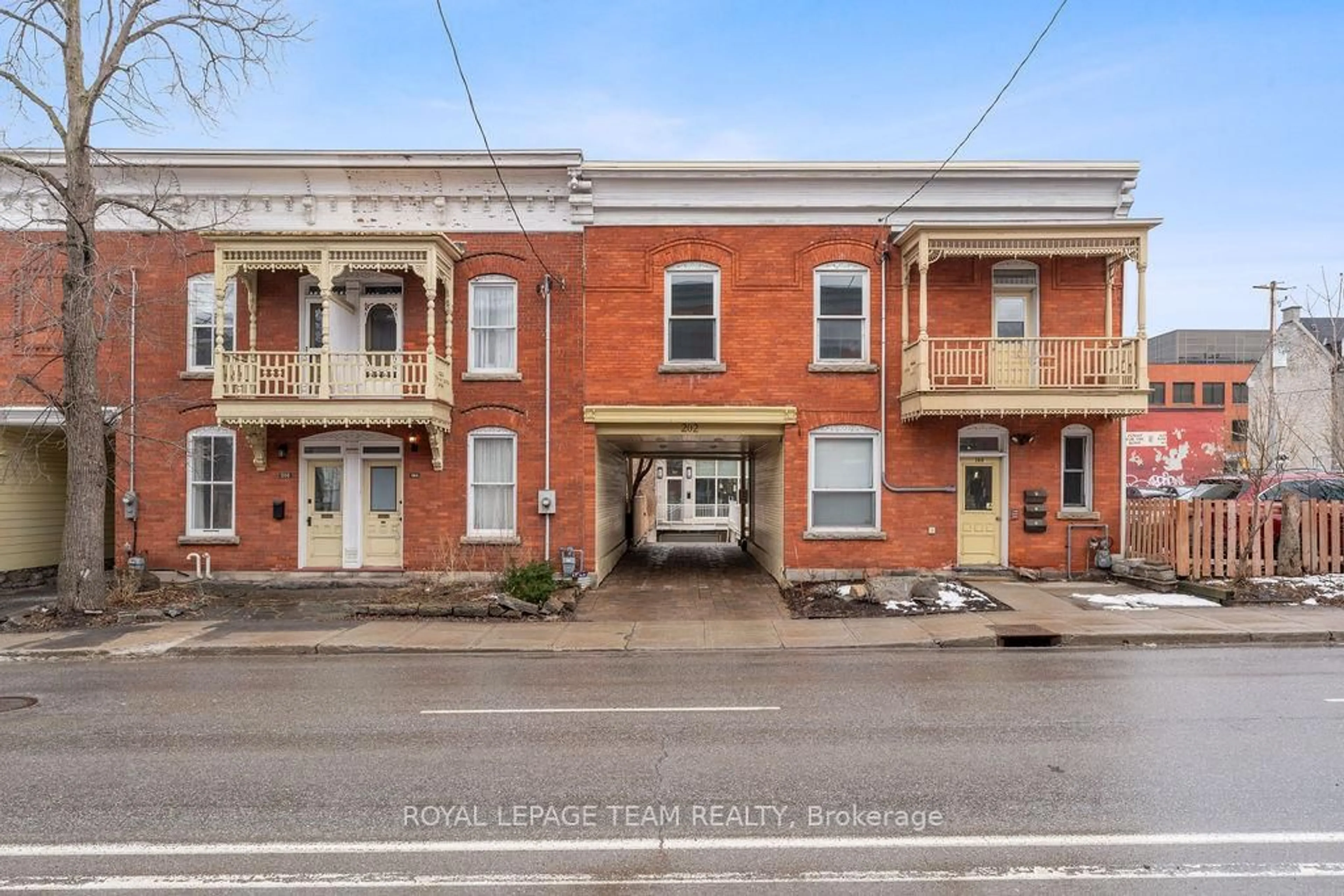 Unknown for 202 St Patrick St #26, Ottawa Ontario K1N 5K3