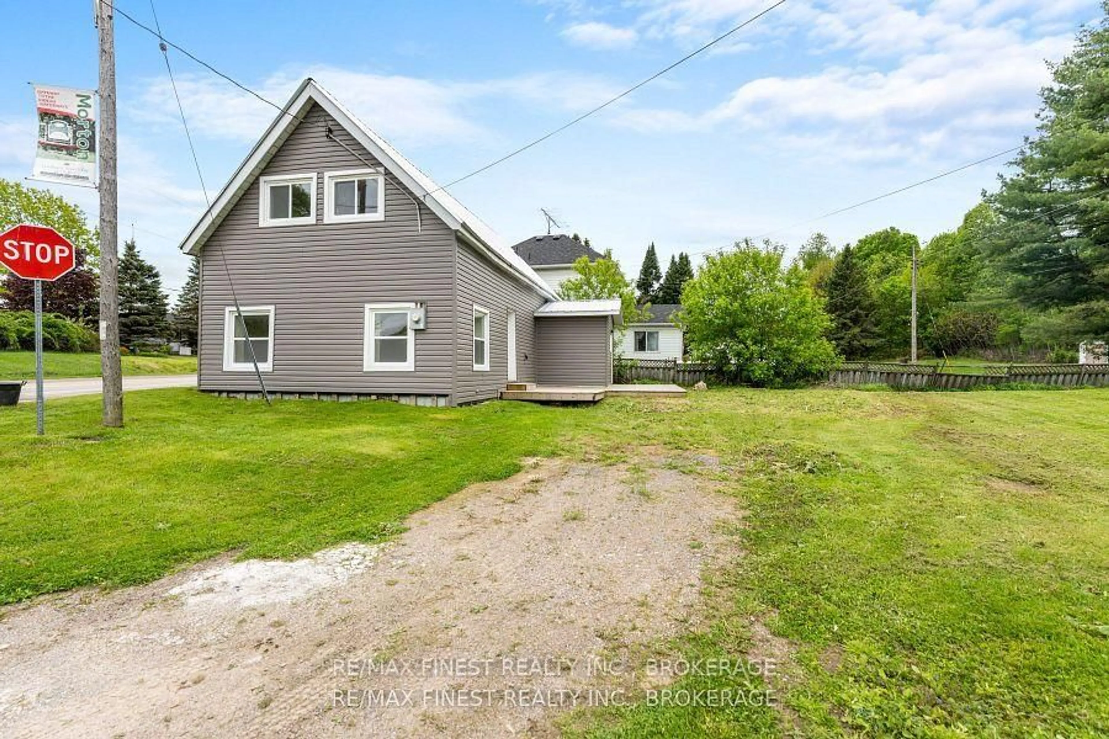 A pic from outside/outdoor area/front of a property/back of a property/a pic from drone, unknown for 3 Mary St, Rideau Lakes Ontario K7S 3G7