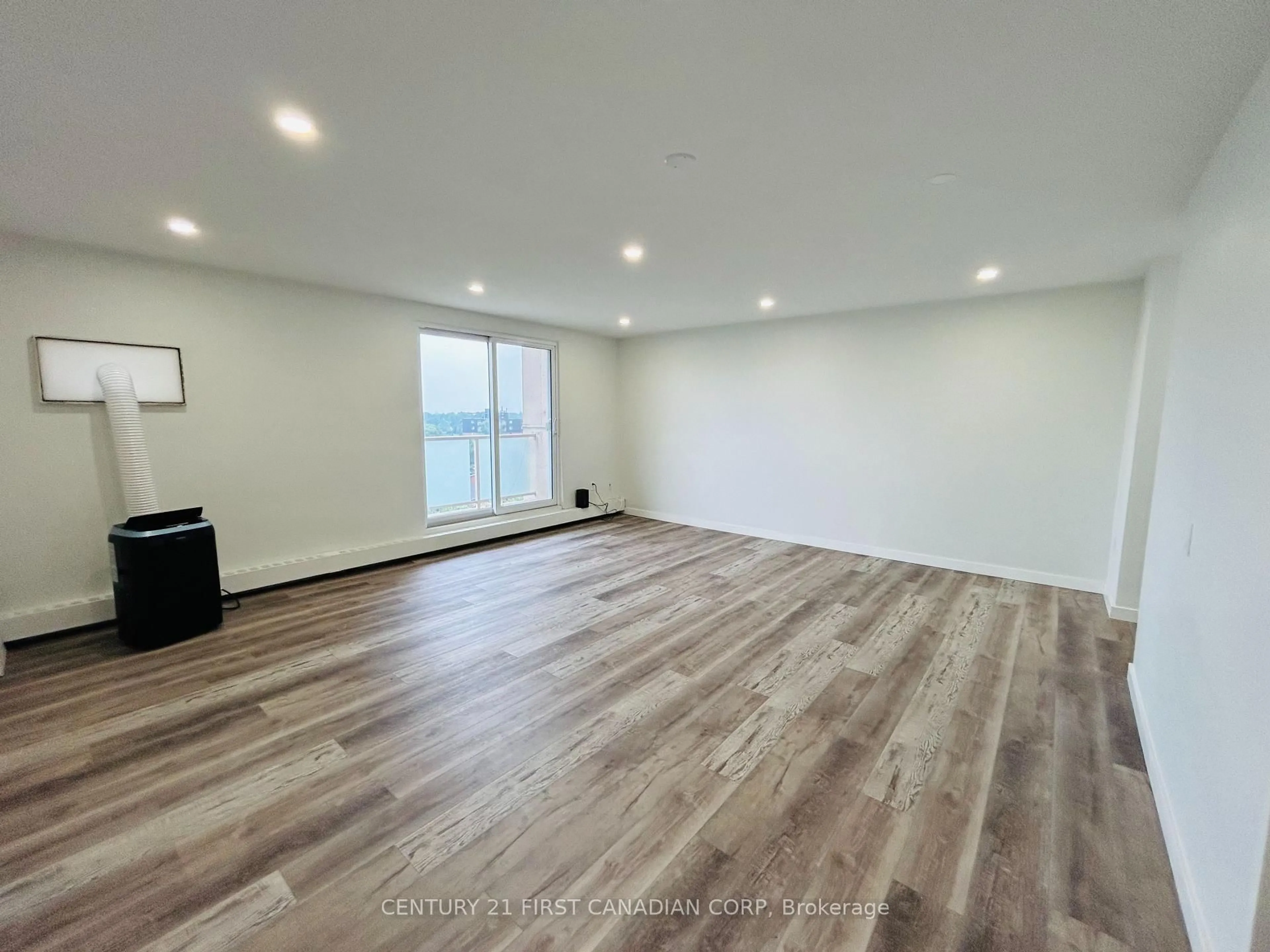 A pic of a room for 573 Mornington Ave #802, London East Ontario N5Y 4T9