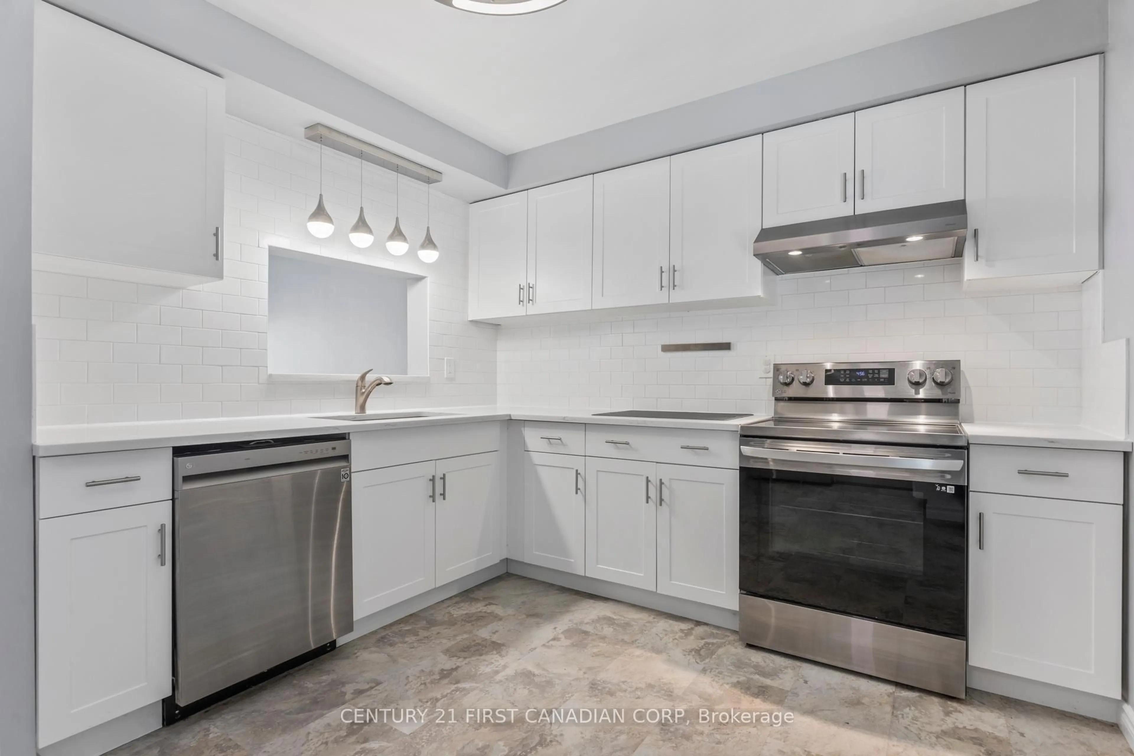 Standard kitchen, ceramic/tile floor for 700 Osgoode Dr #154, London South Ontario N6E 2H1