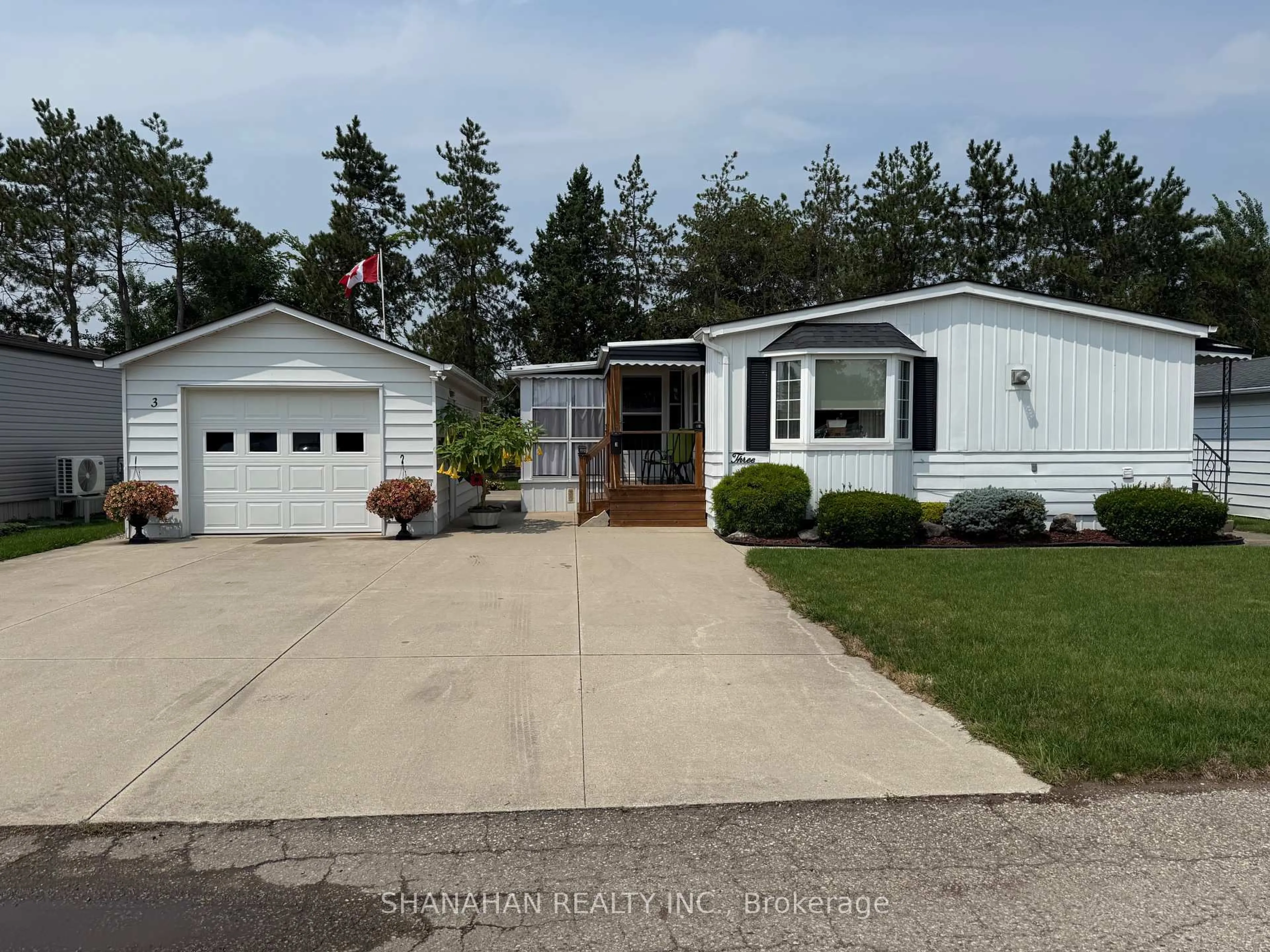 Home with vinyl exterior material, street for 3 Miller St, Strathroy-Caradoc Ontario N7G 1A5