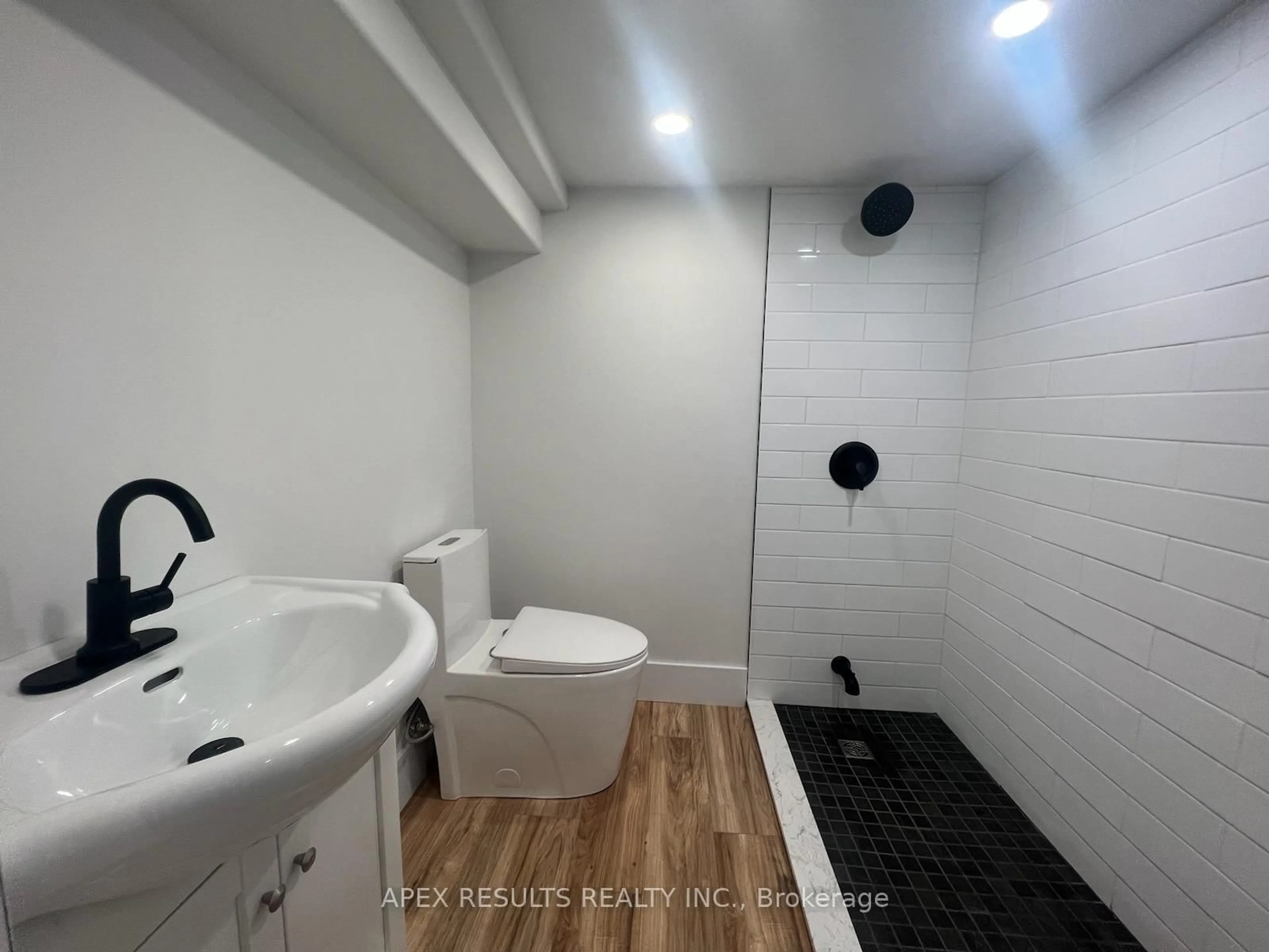 Standard bathroom, unknown for 267 Bleecker Ave, Belleville Ontario K8N 3V3