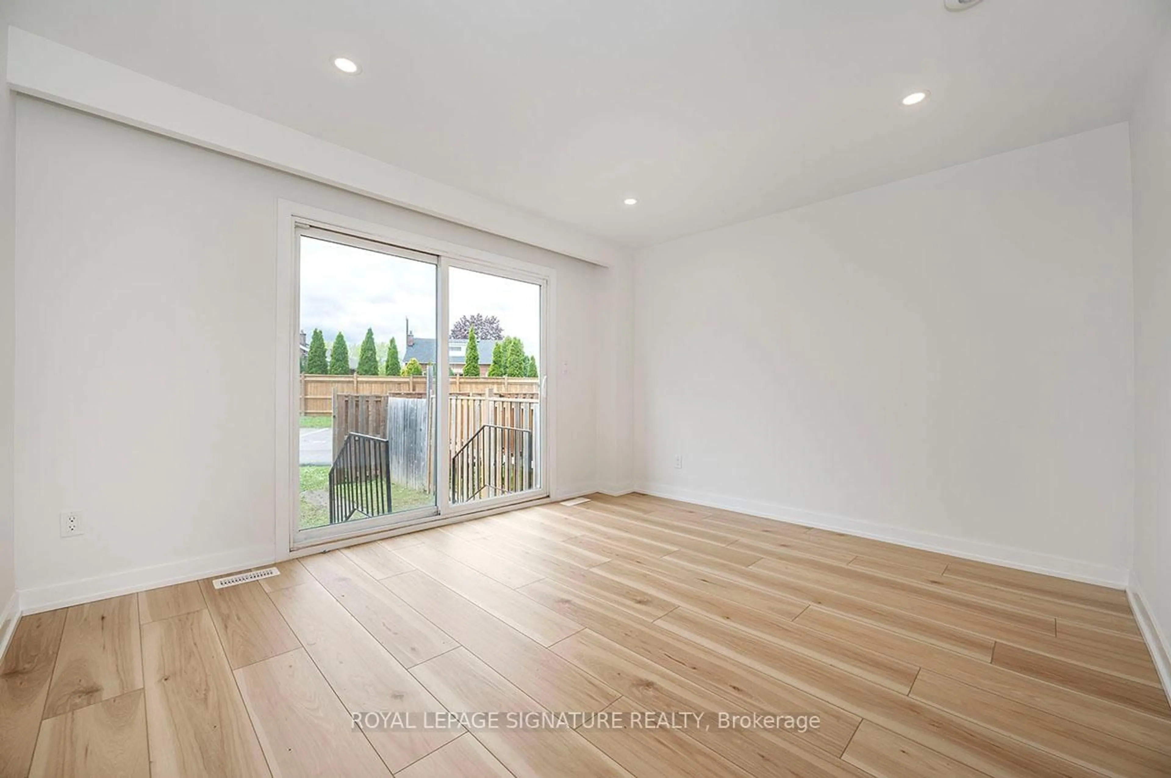 A pic of a room for 81 Woodman Dr, Hamilton Ontario L8H 2M5