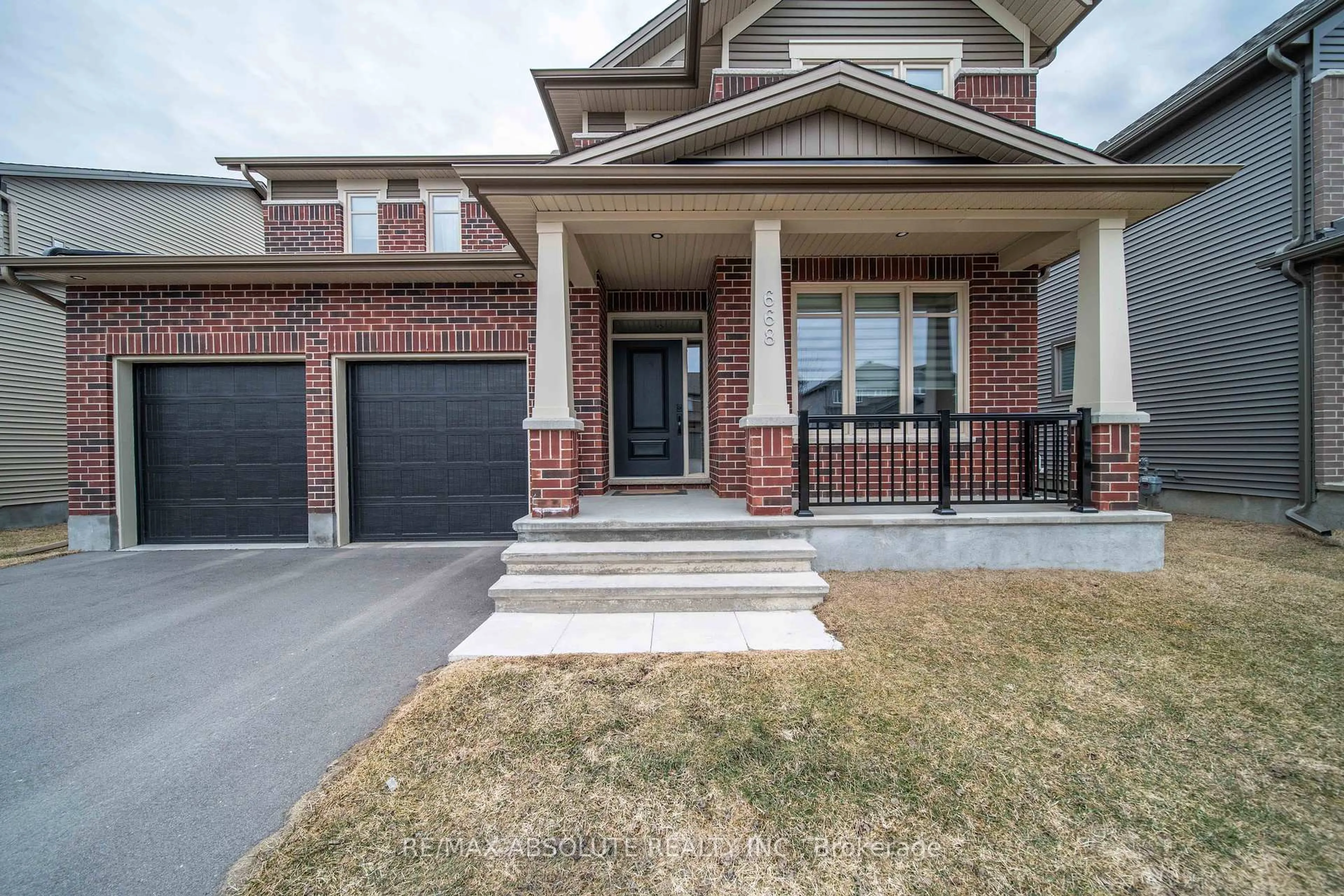 Home with brick exterior material, street for 668 Parkview Terr, Russell Ontario K4R 0C7