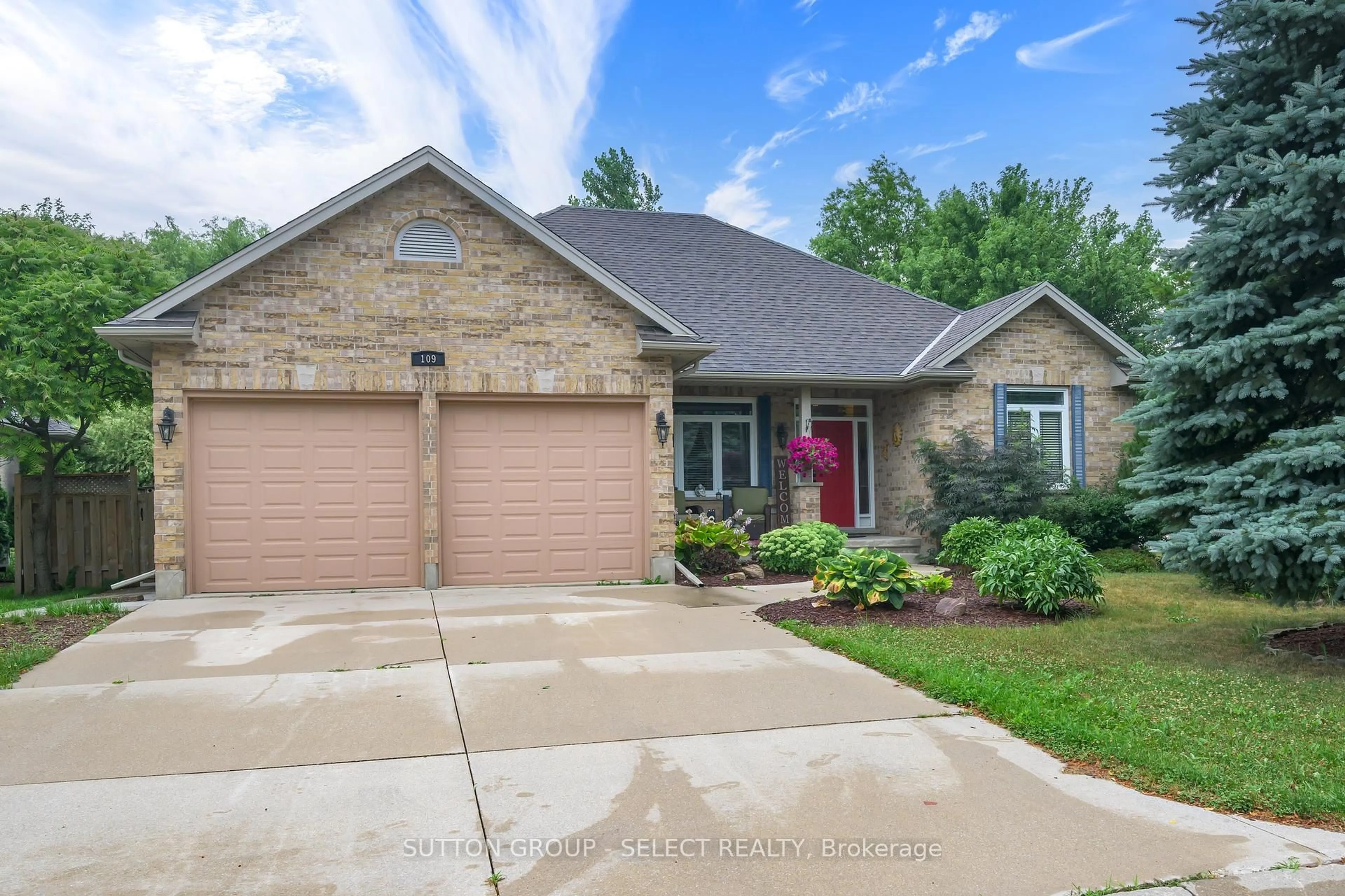 Home with brick exterior material, street for 109 Willow Rdge, Middlesex Centre Ontario N0M 2A0