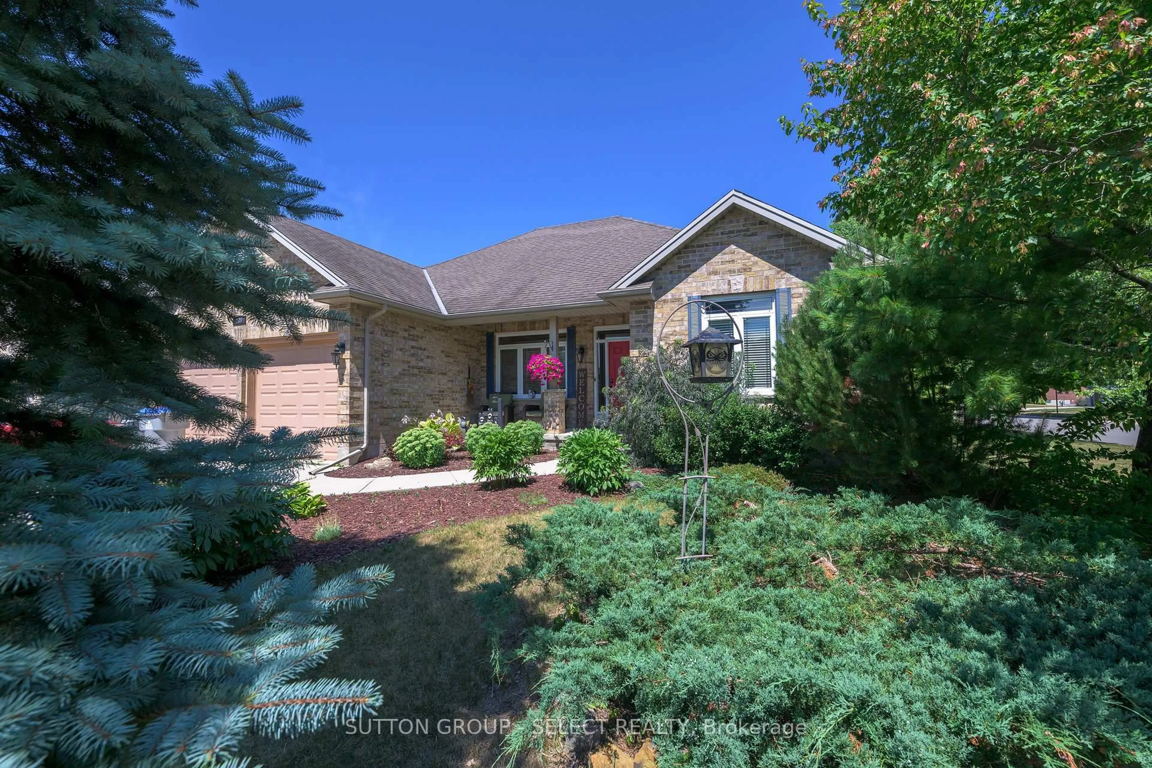 Home with brick exterior material, street for 109 Willow Rdge, Middlesex Centre Ontario N0M 2A0