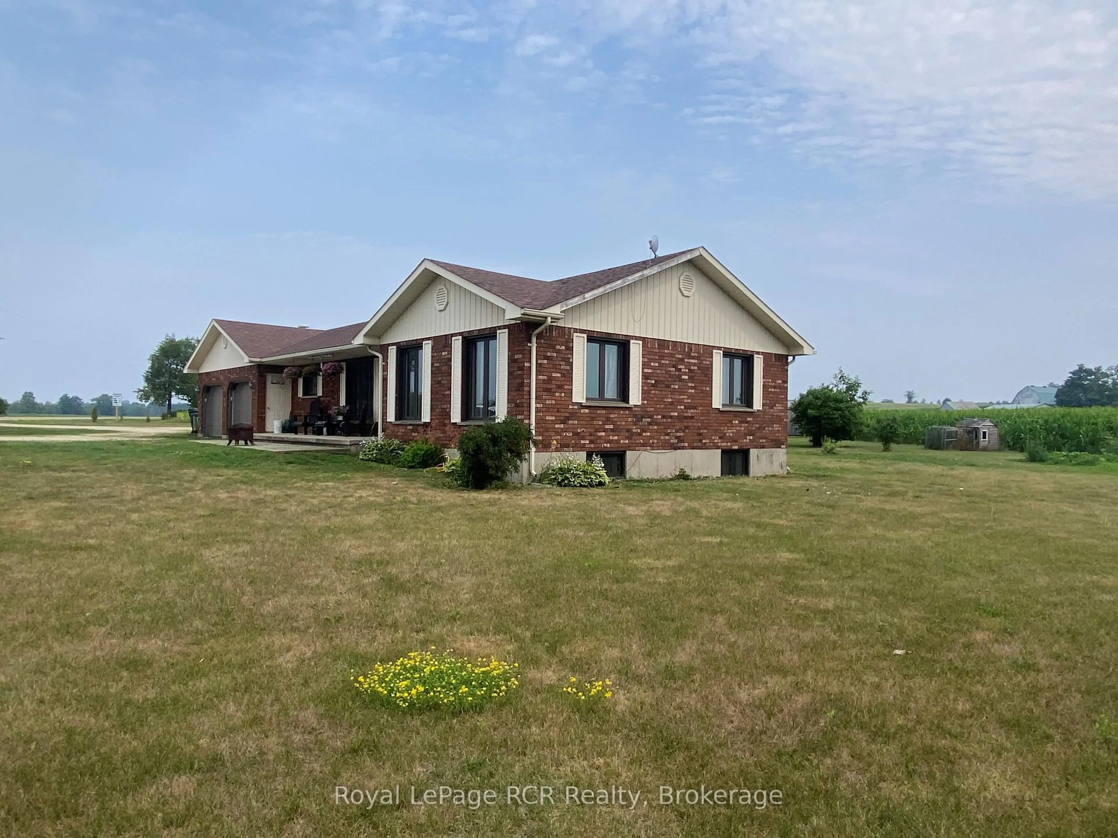 A pic from outside/outdoor area/front of a property/back of a property/a pic from drone, unknown for 472421 Southgate Sdrd 47, Southgate Ontario N0G 2A0