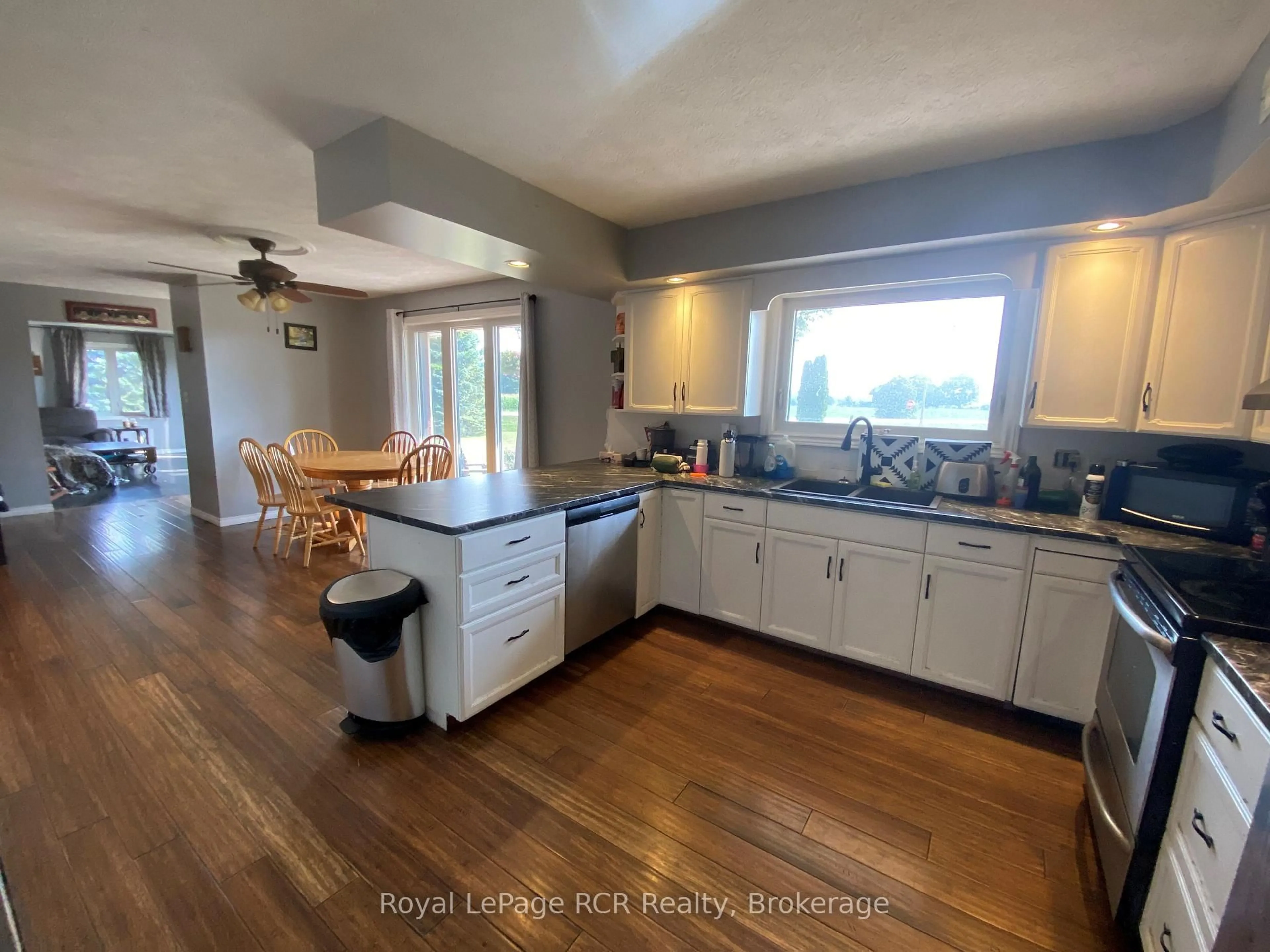 Open concept kitchen, unknown for 472421 Southgate Sdrd 47, Southgate Ontario N0G 2A0