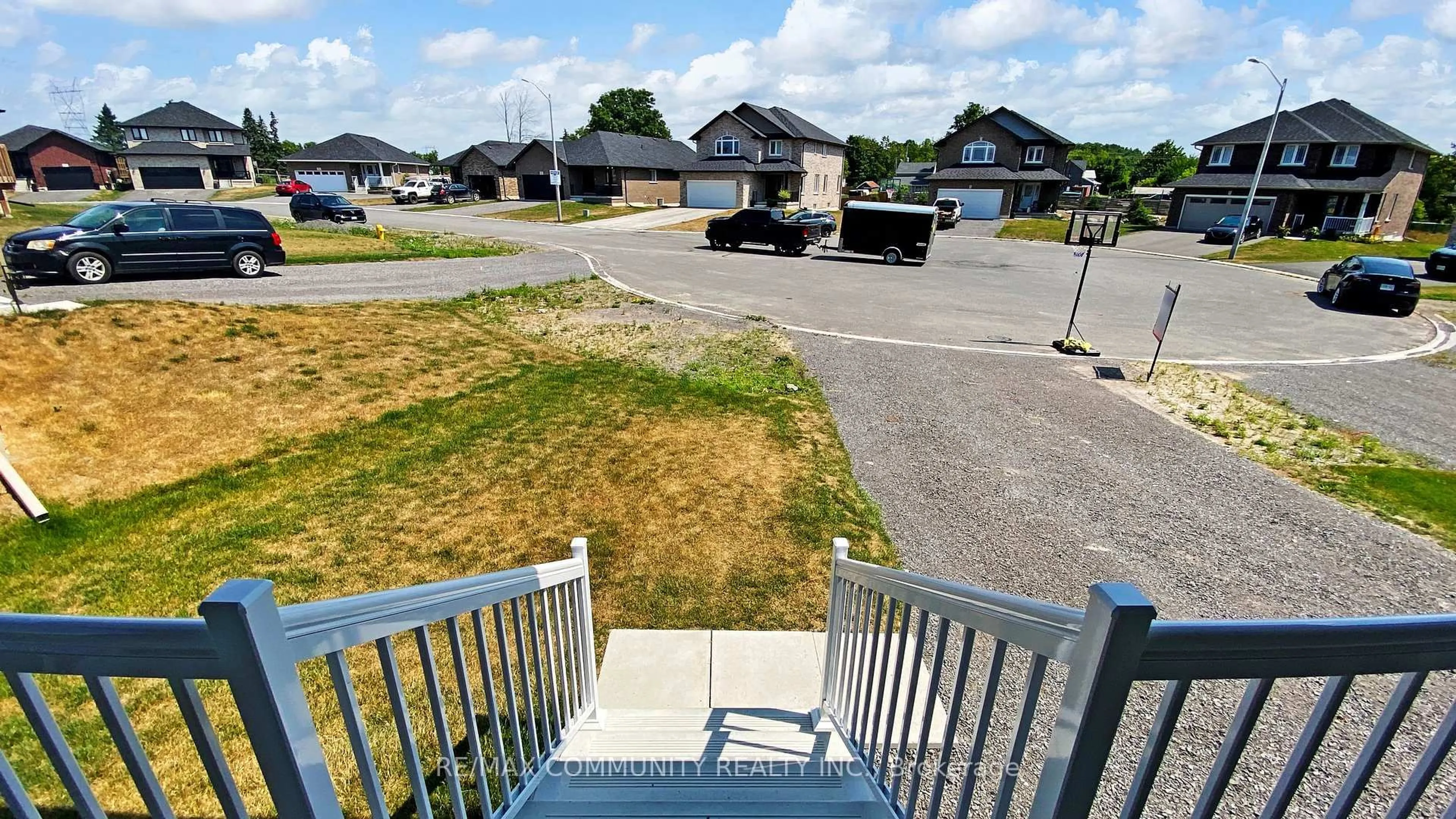 A pic from outside/outdoor area/front of a property/back of a property/a pic from drone, street for 86 Keeler Crt, Asphodel-Norwood Ontario K0L 2V0