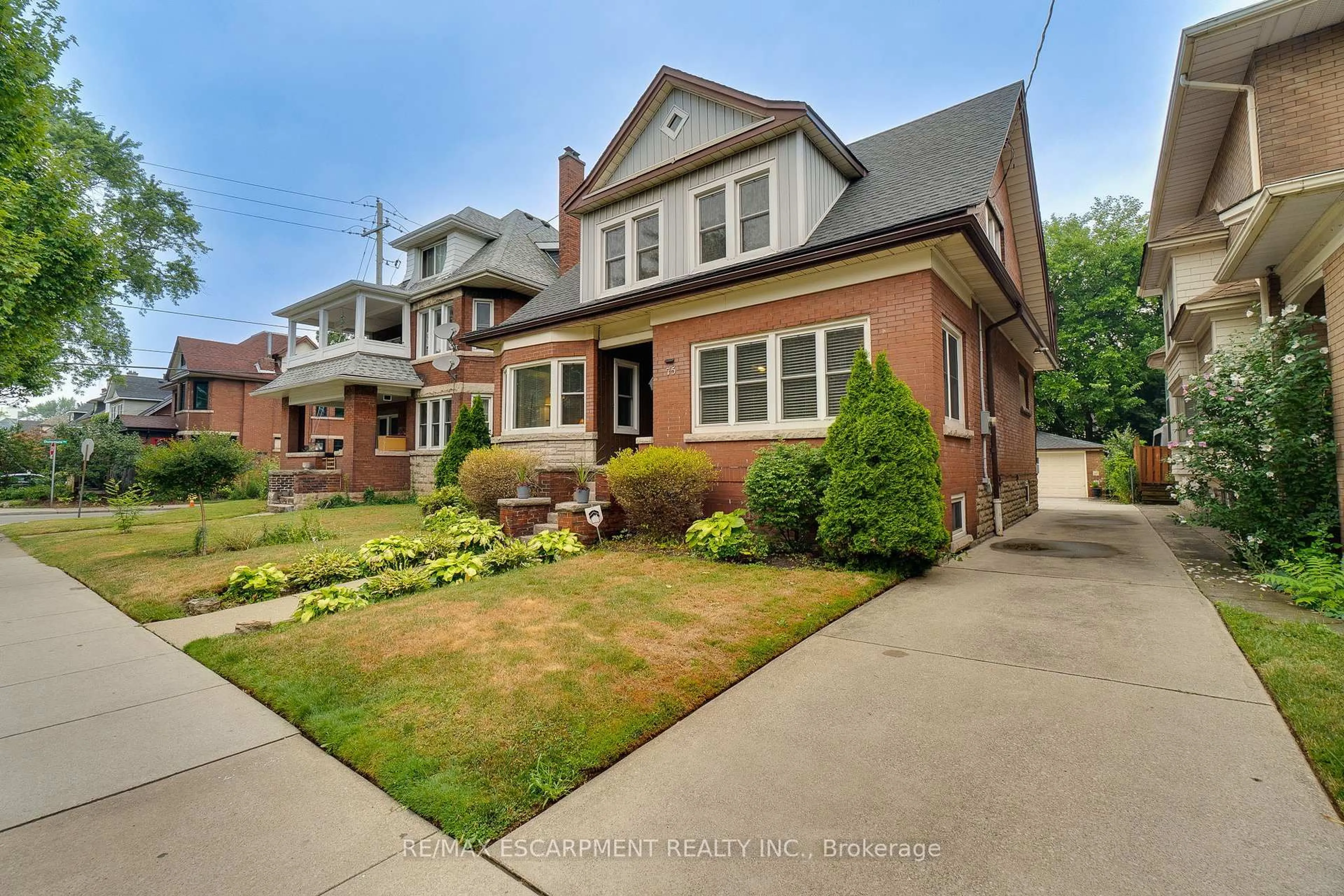 Home with brick exterior material, street for 75 MELROSE Ave, Hamilton Ontario L8M 2Y7