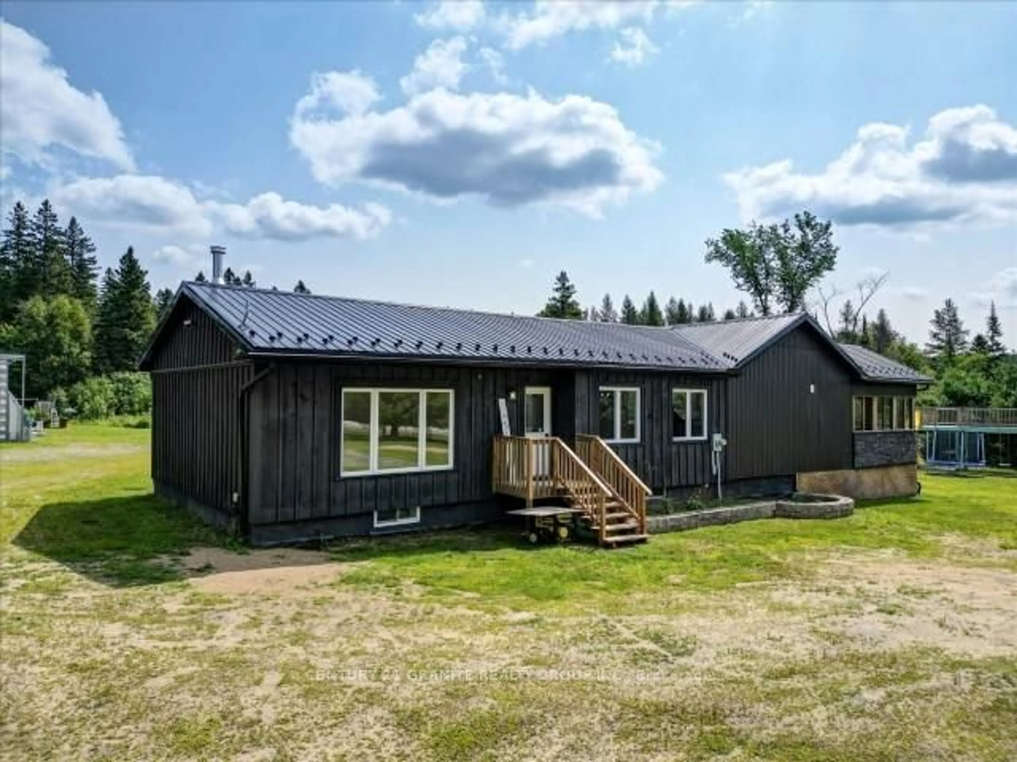 Unknown for 32534 Highway 62, Maynooth Ontario K0L 2S0