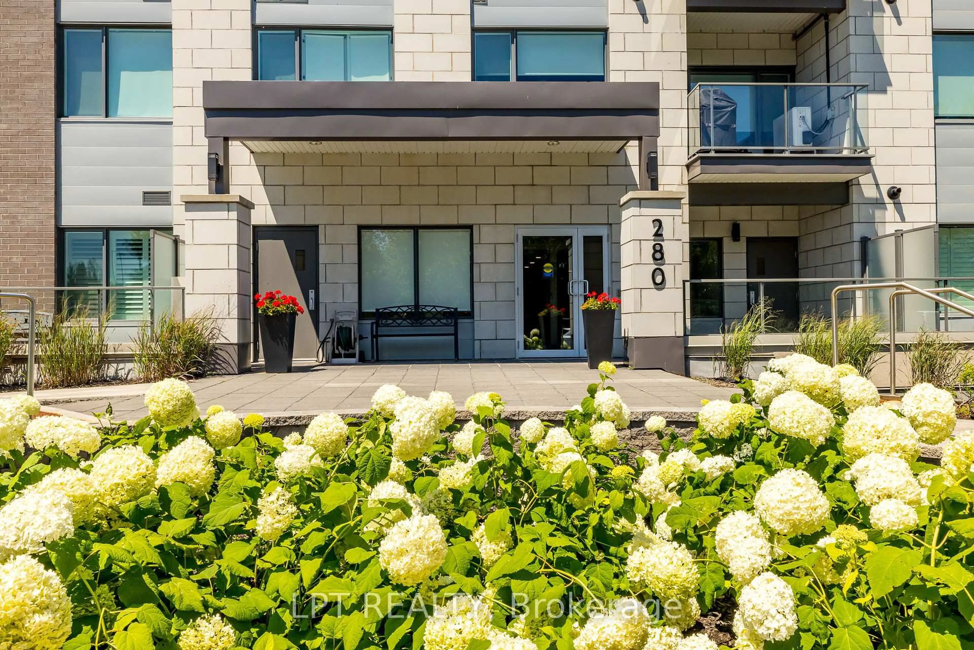 Unknown for 280 Herzberg Rd #204, Ottawa Ontario K2K 0N8