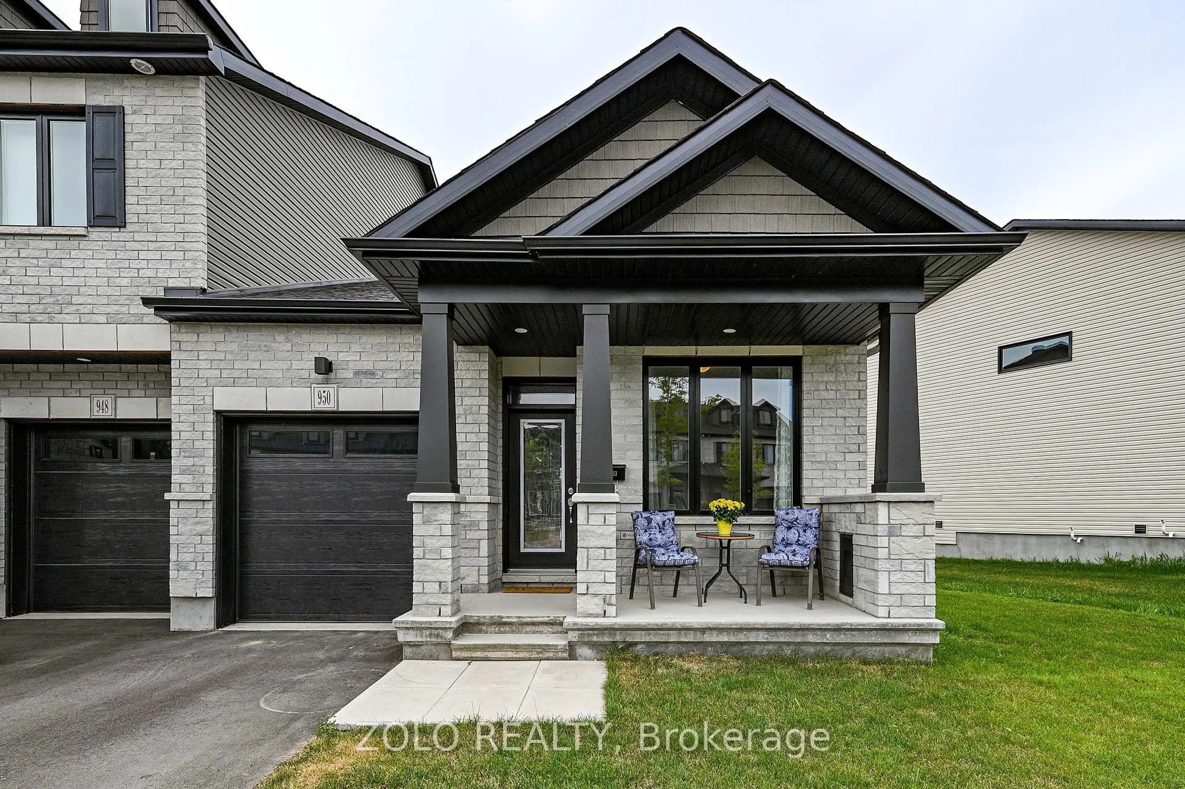 Home with brick exterior material, street for 950 Cologne St, Russell Ontario K0A 1W0