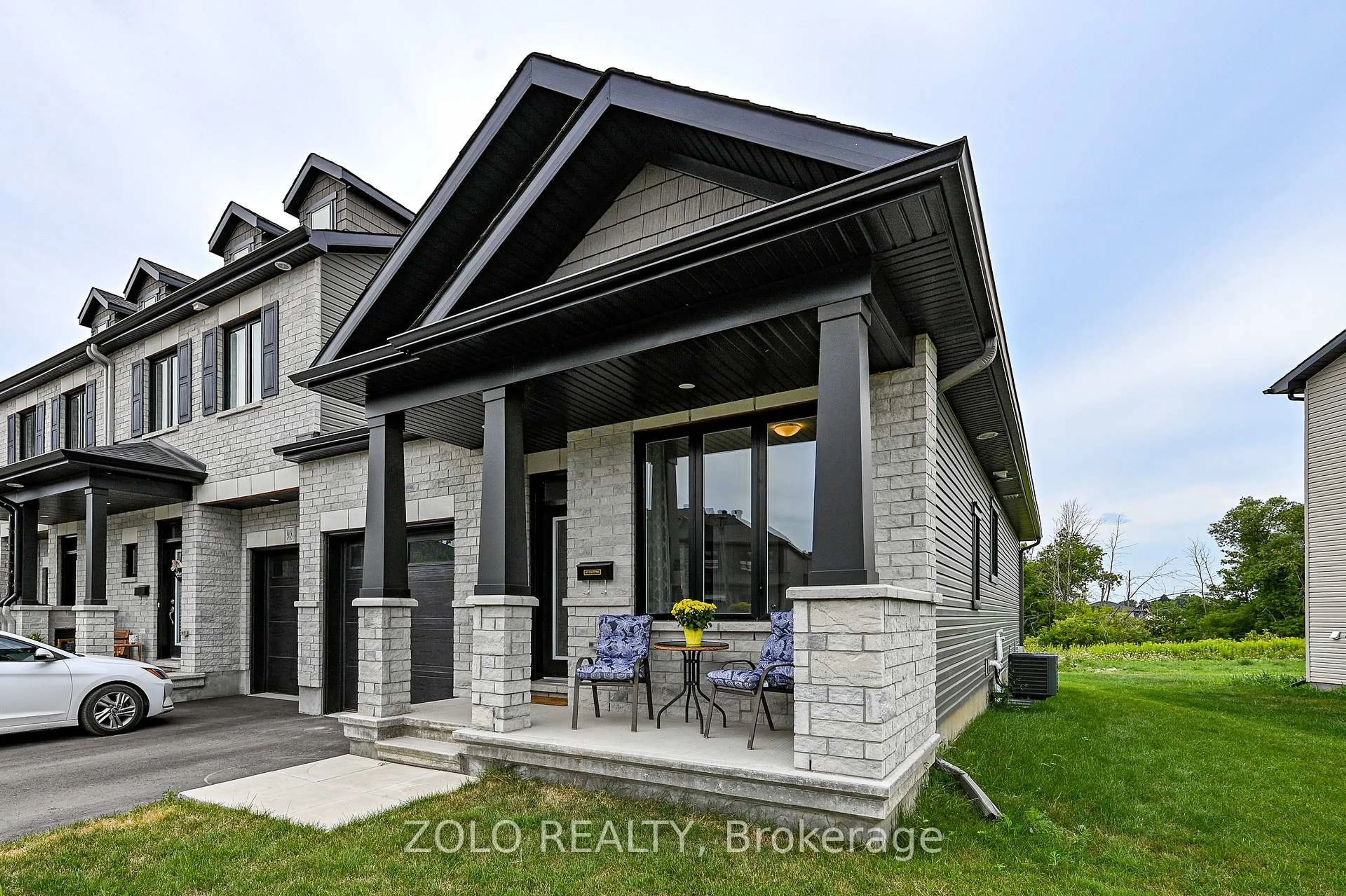 Home with brick exterior material, street for 950 Cologne St, Russell Ontario K0A 1W0