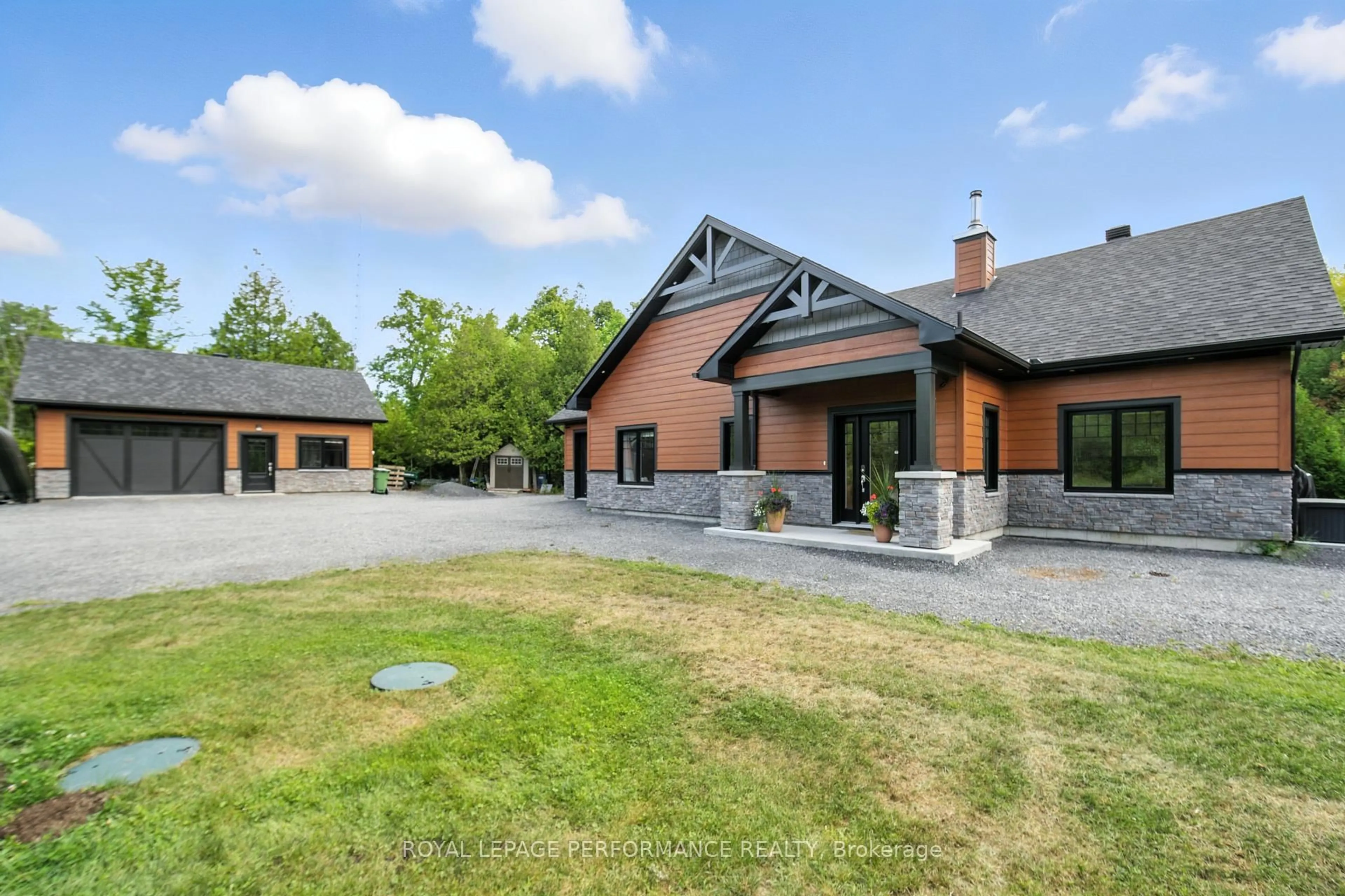 Patio, mountain view for 19442 Kenyon Rd Conc 1 Concession, North Glengarry Ontario K0C 1B0