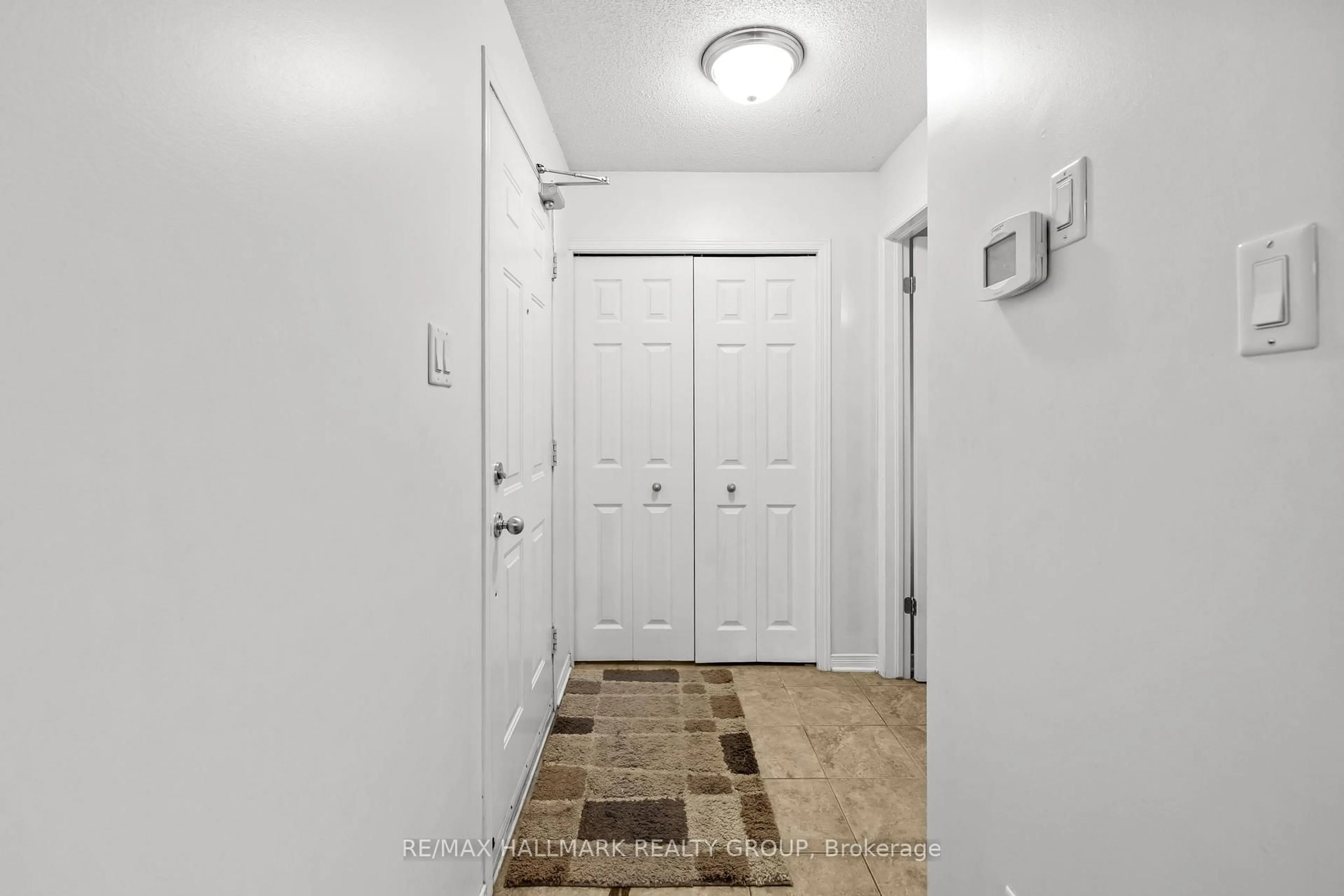 Indoor entryway for 235 Keltie Private, Ottawa Ontario K2J 0A3
