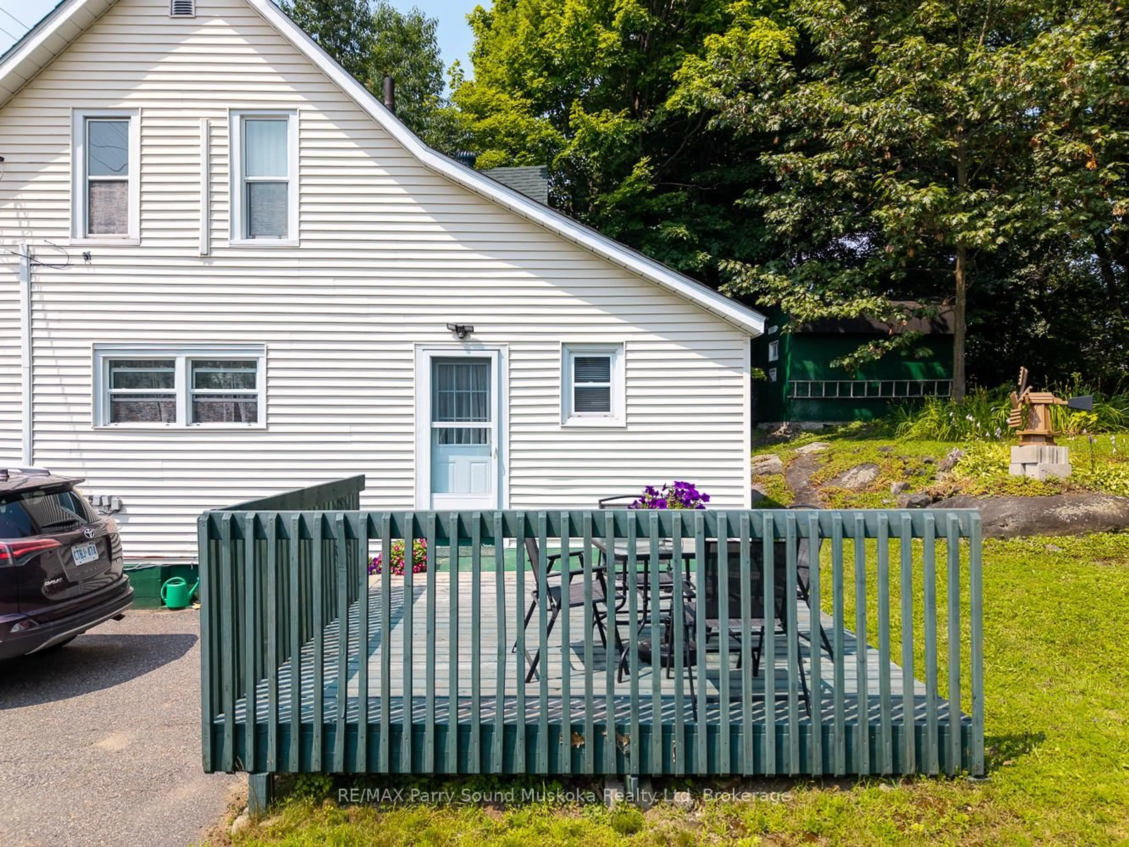 Patio, unknown for 49 Cascade St, Parry Sound Ontario P2A 1J8