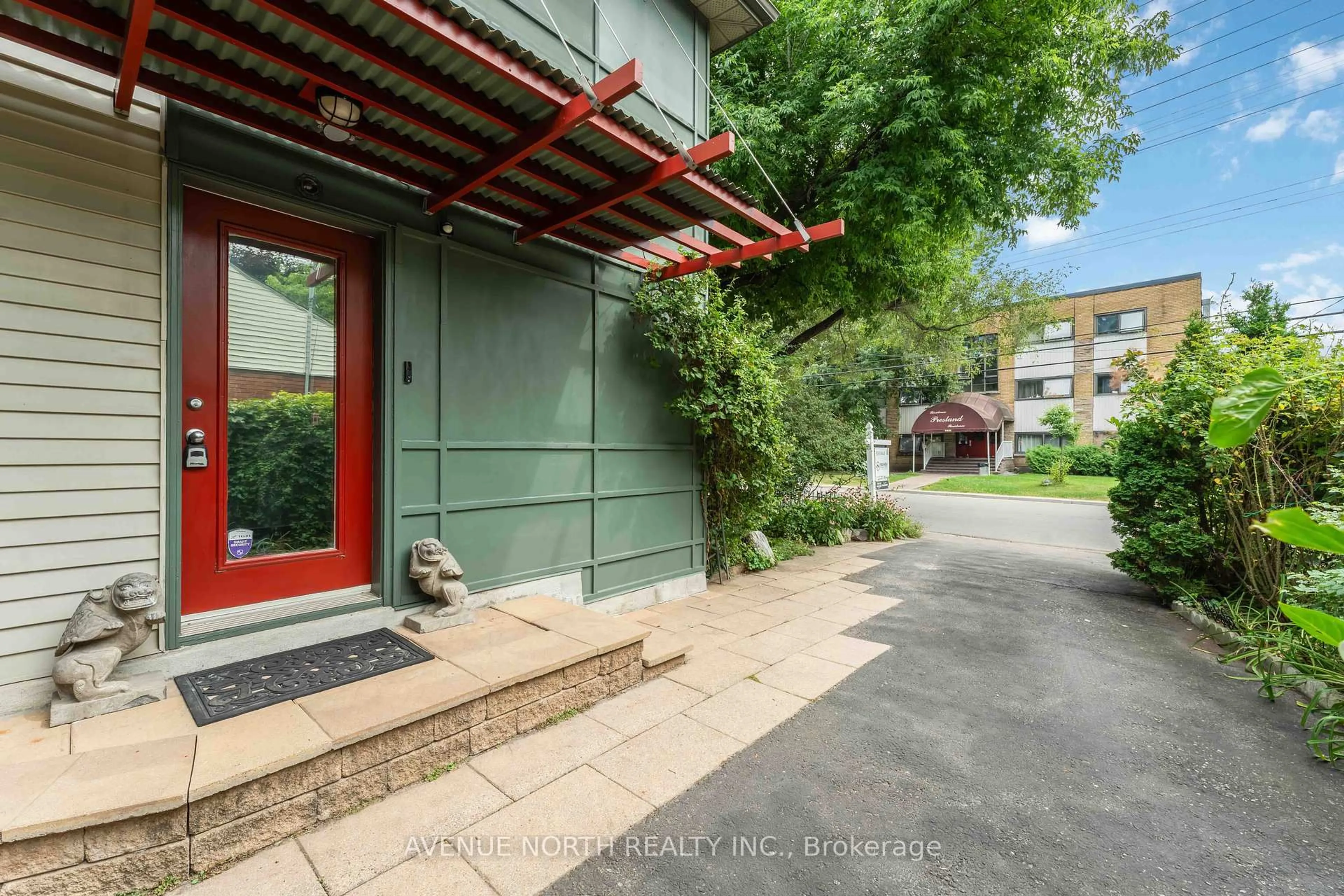 Unknown for 195 Presland Rd, Ottawa Ontario K1K 2B9