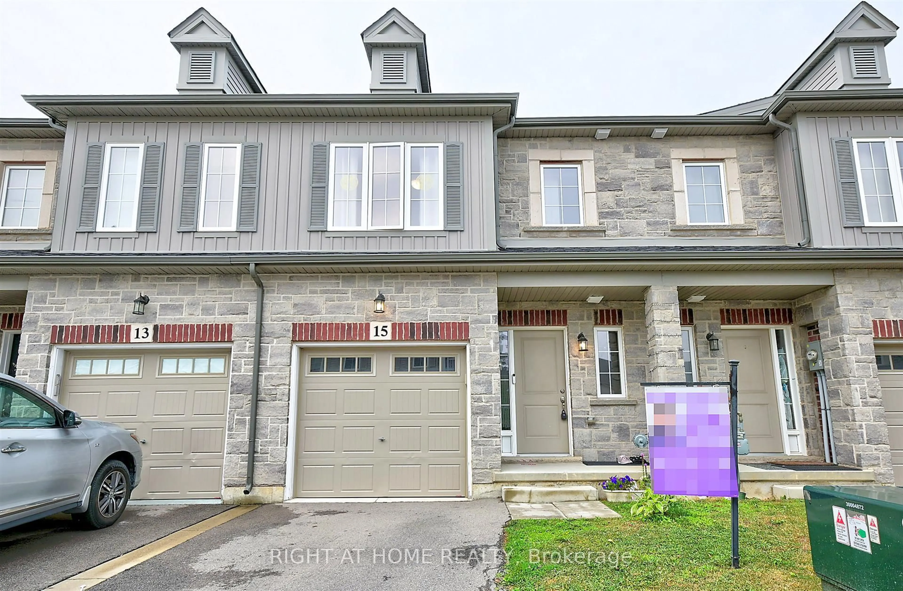 Unknown for 15 Garlent Ave, Hamilton Ontario L9K 0J9