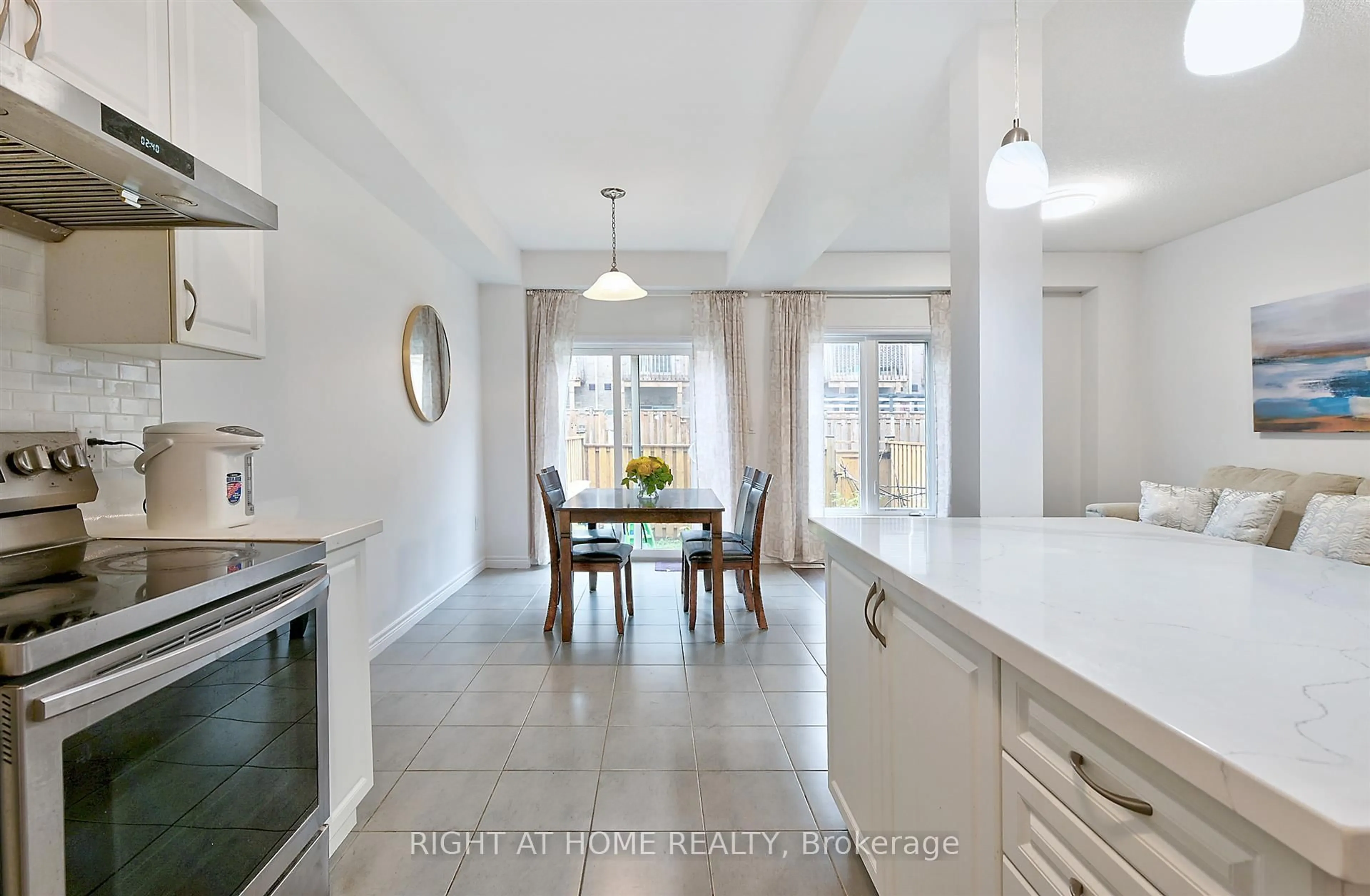 Open concept kitchen, ceramic/tile floor for 15 Garlent Ave, Hamilton Ontario L9K 0J9