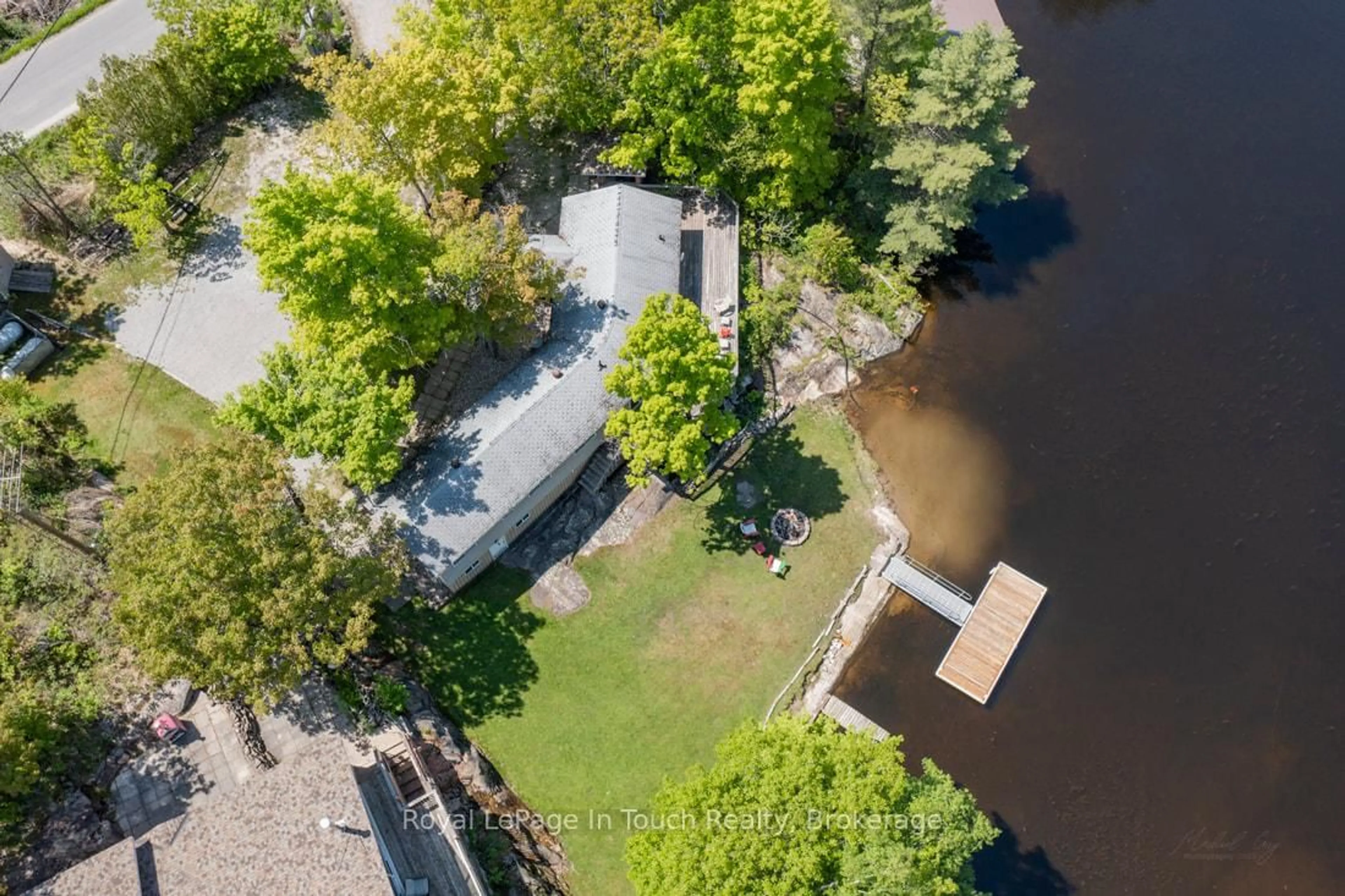 A pic from outside/outdoor area/front of a property/back of a property/a pic from drone, water/lake/river/ocean view for 285 Crooked Bay Rd, Georgian Bay Ontario L0K 1S0