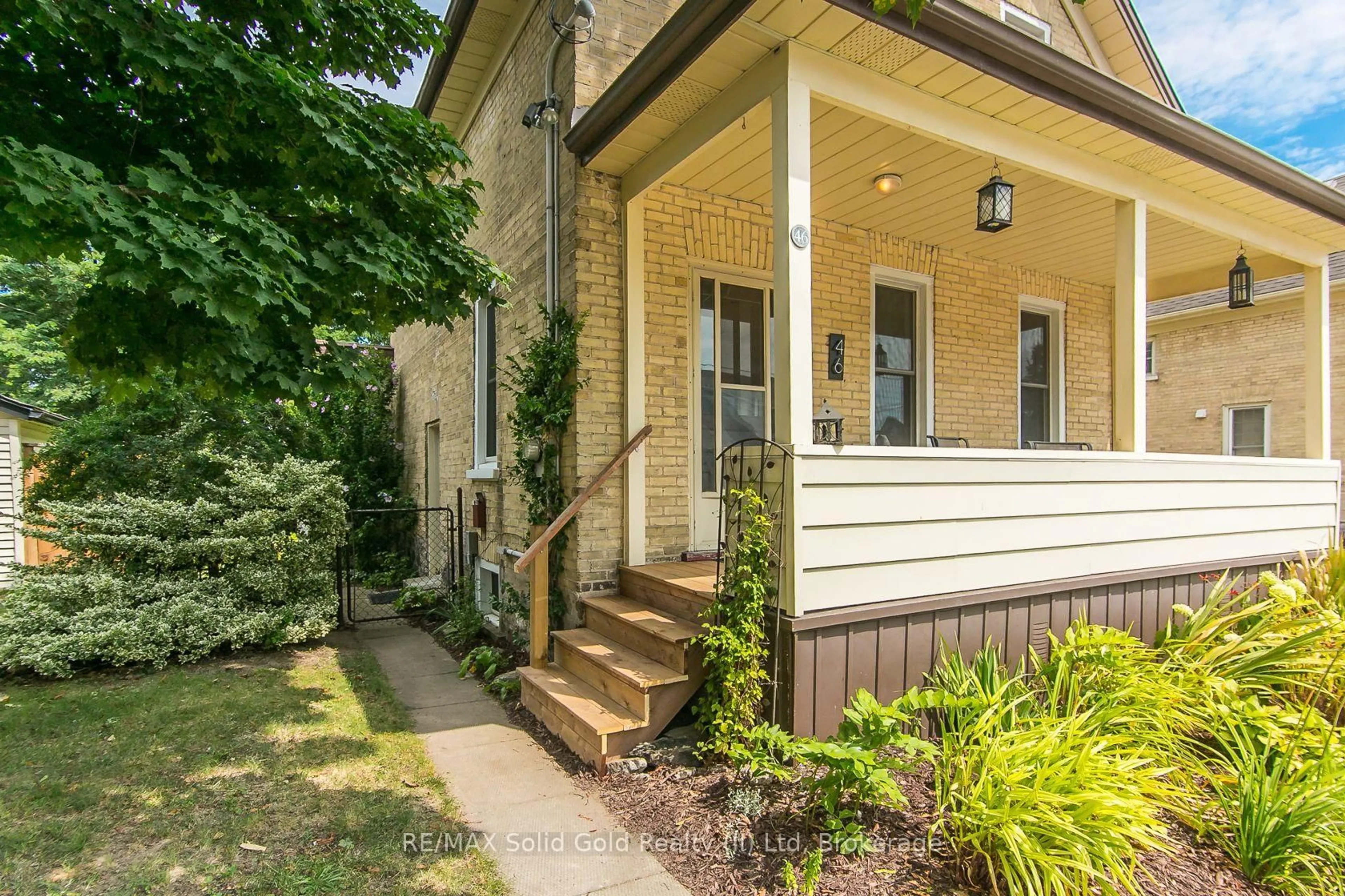 Home with brick exterior material, street for 46 Young St, Waterloo Ontario N2J 2L5