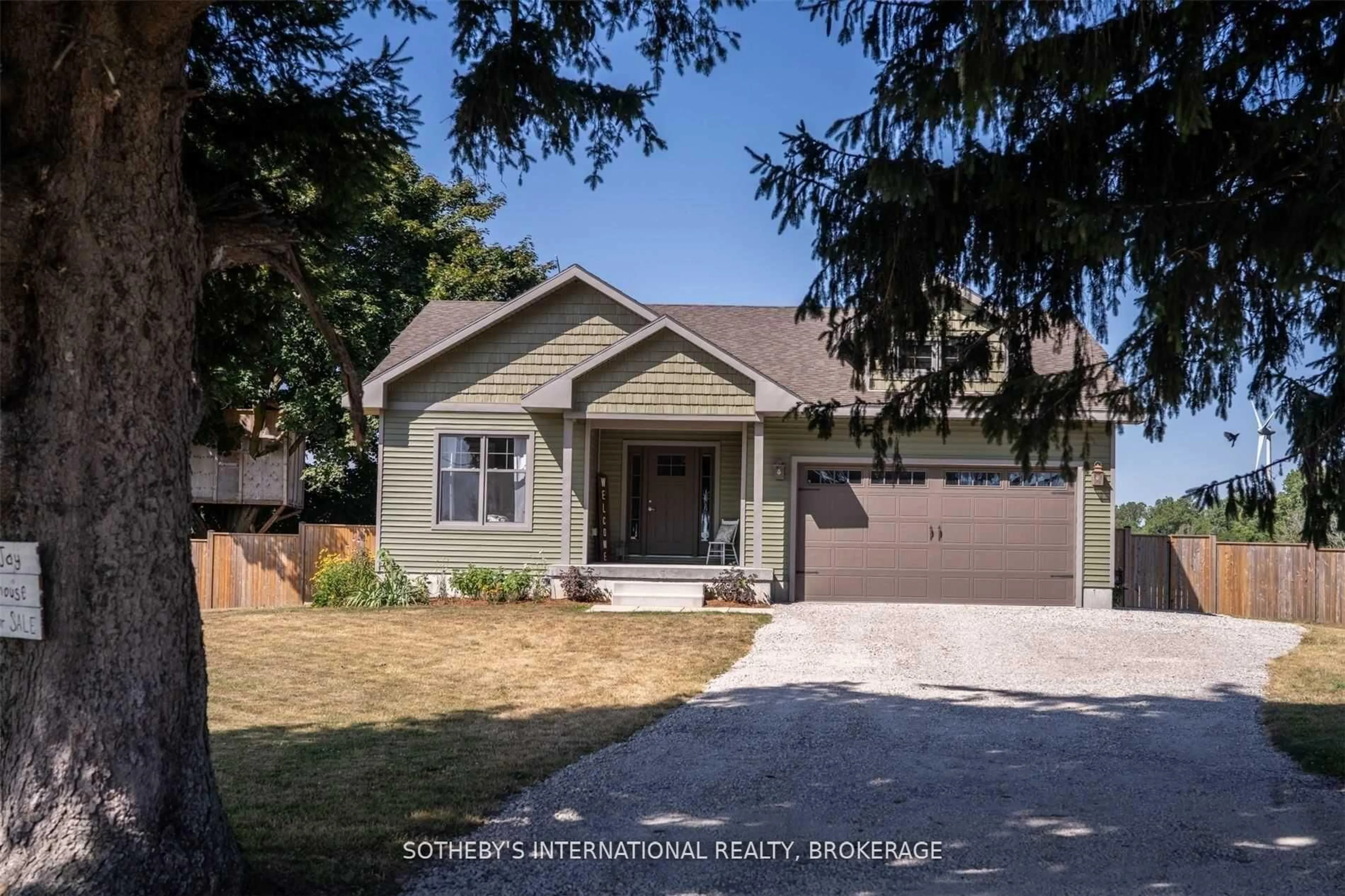 Home with vinyl exterior material, street for 917 Wainfleet Dunnville Townline Rd, Wainfleet Ontario N0A 1K0