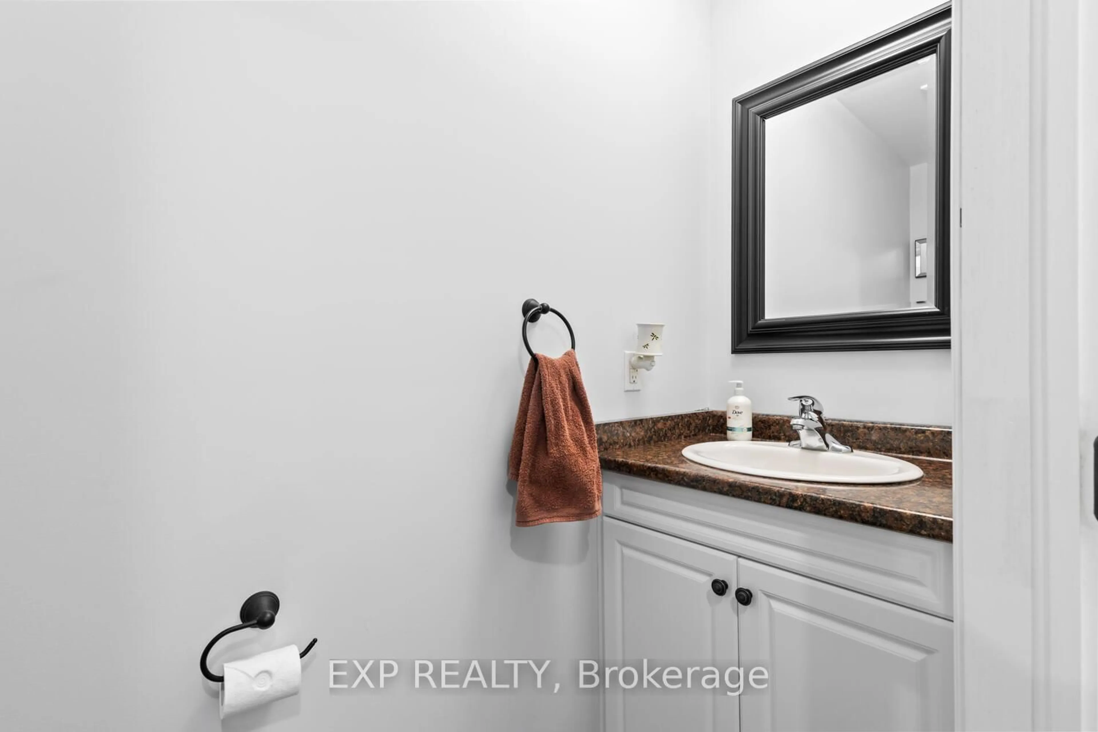 Standard bathroom, ceramic/tile floor for 139 John St, Zorra Ontario N0J 1J0