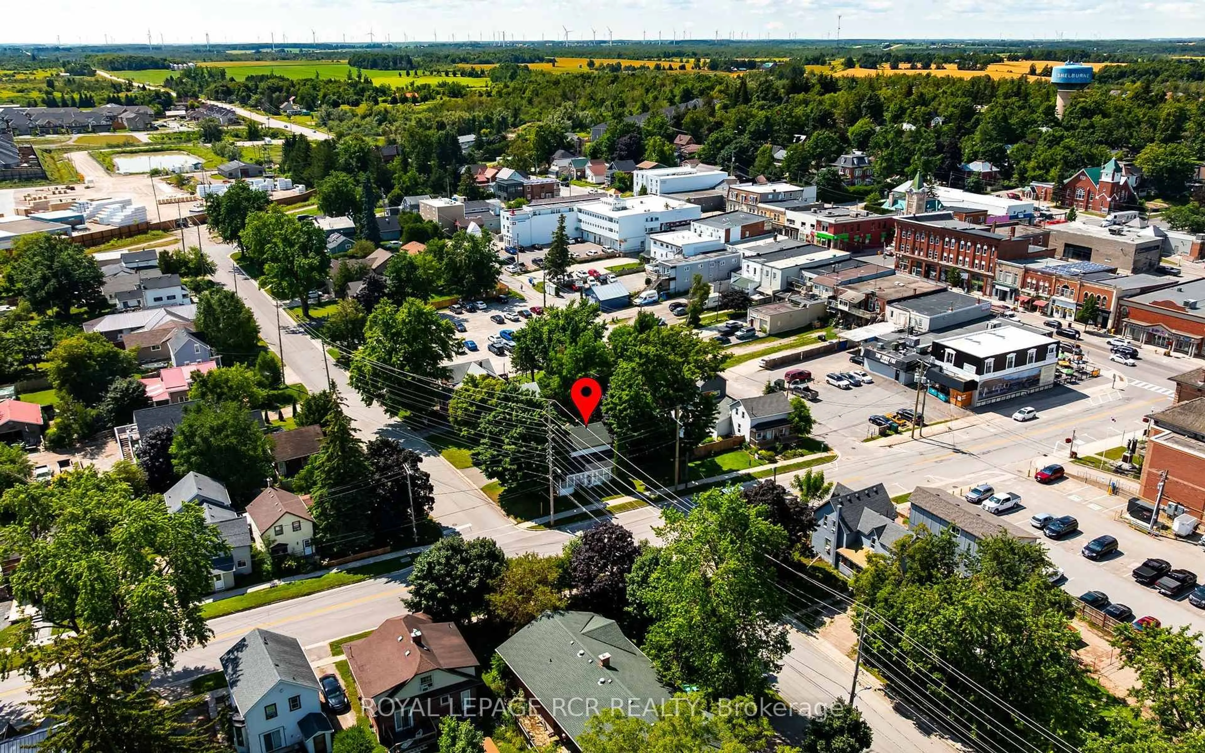 A pic from outside/outdoor area/front of a property/back of a property/a pic from drone, street for 168 Victoria St, Shelburne Ontario L9V 2Y1