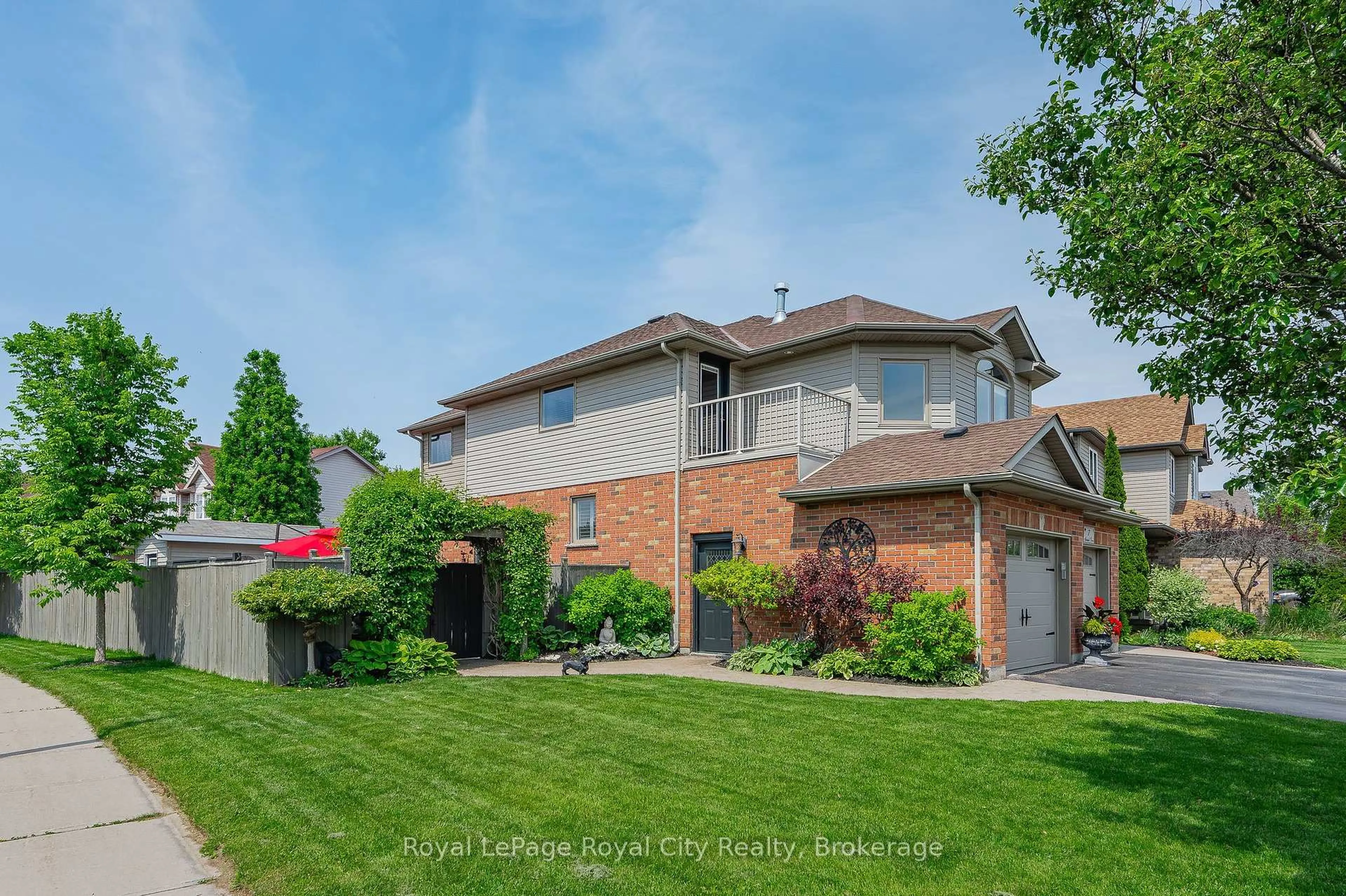 Home with brick exterior material, street for 7 Marigold Dr, Guelph Ontario N1C 1G5