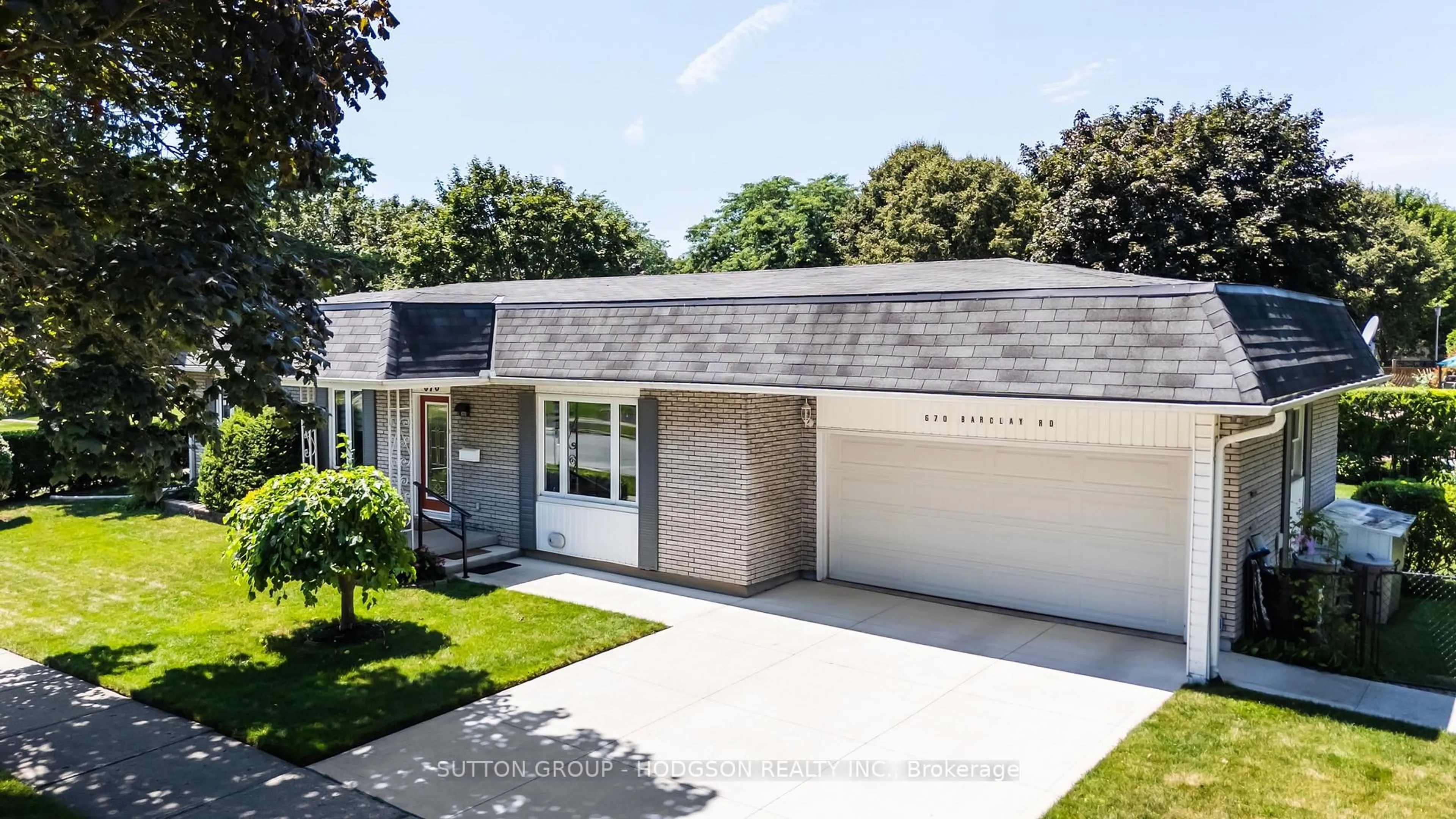 Home with brick exterior material, street for 670 Barclay Rd, London South Ontario N6K 1K3