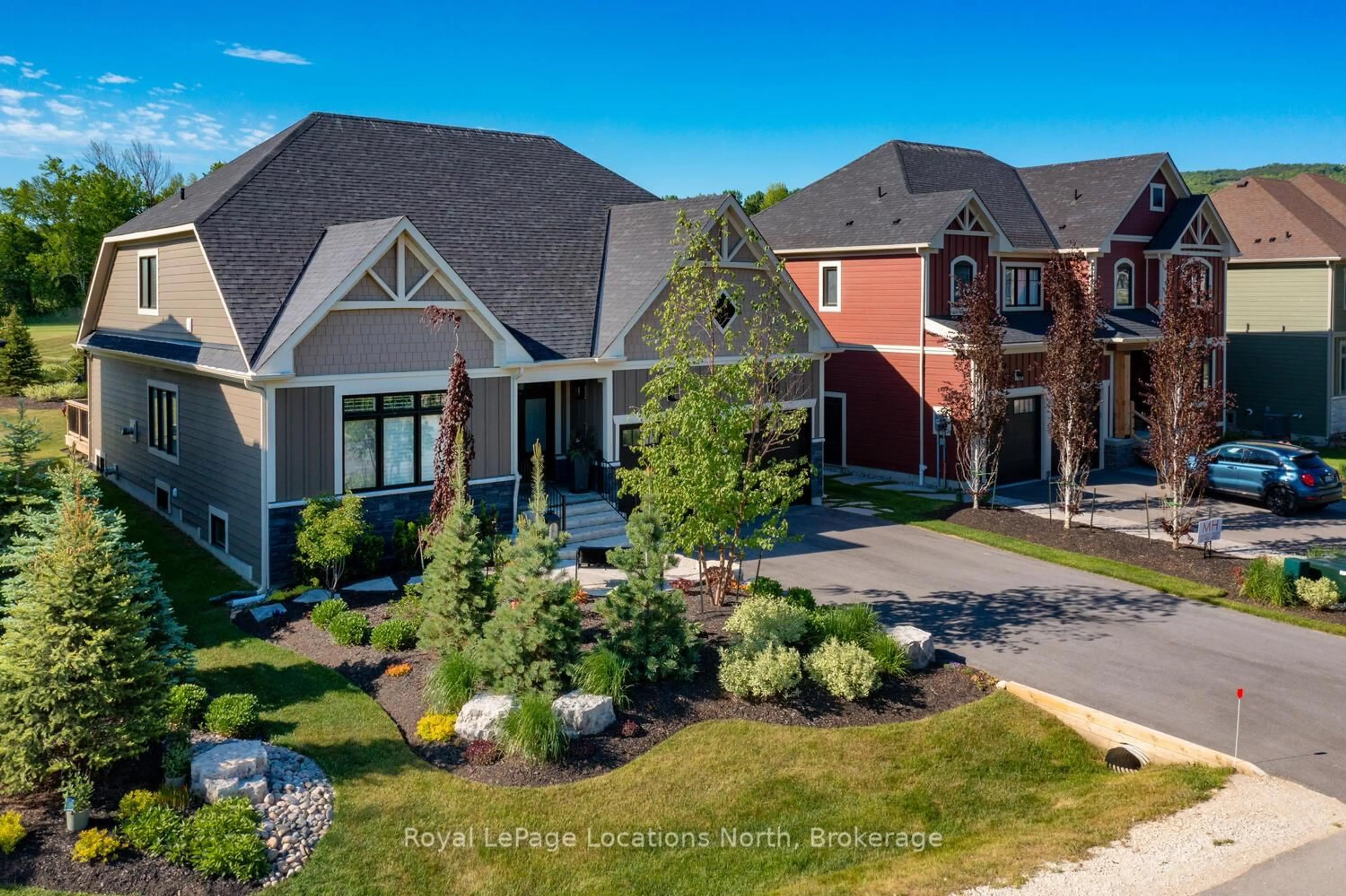A pic from outside/outdoor area/front of a property/back of a property/a pic from drone, unknown for 138 CRESTVIEW Crt, Blue Mountains Ontario L9Y 0Z4