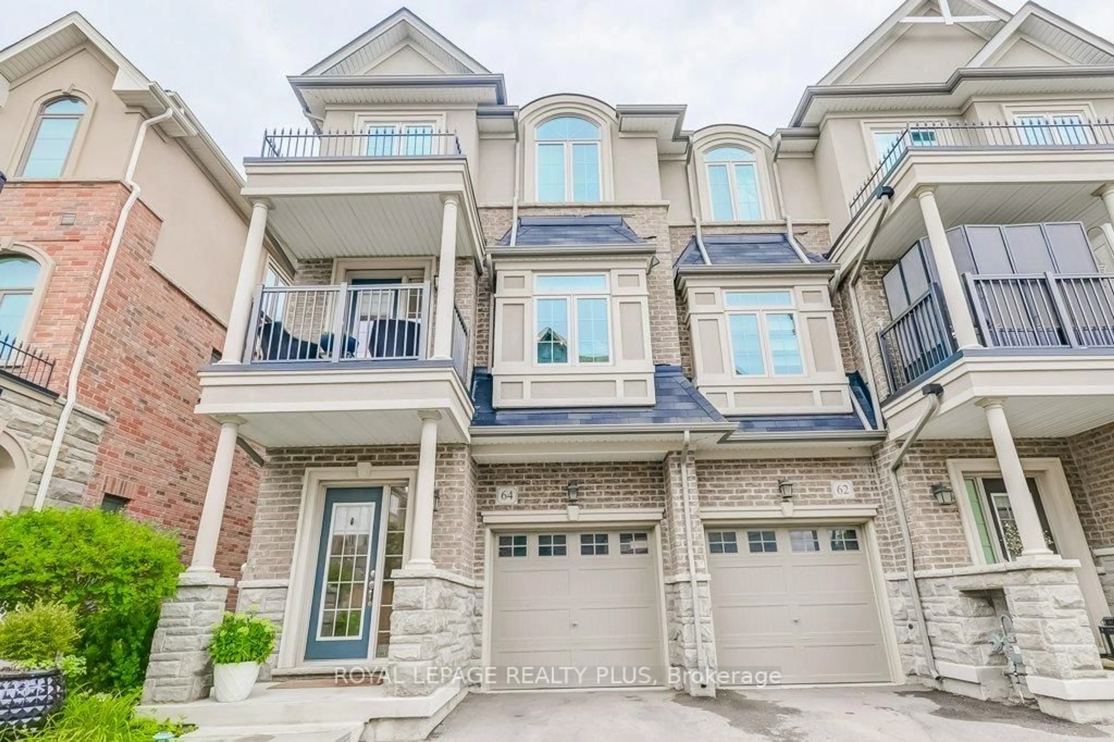 Home with brick exterior material, street for 64 Borers Creek Circ, Hamilton Ontario L8B 1W3